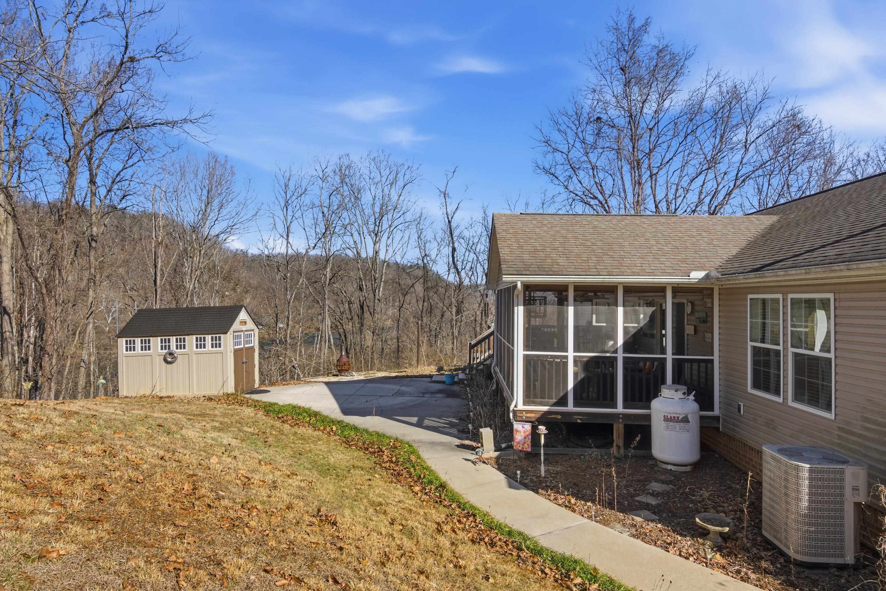 1400 Betty Baker Road Allisonia VA 24347