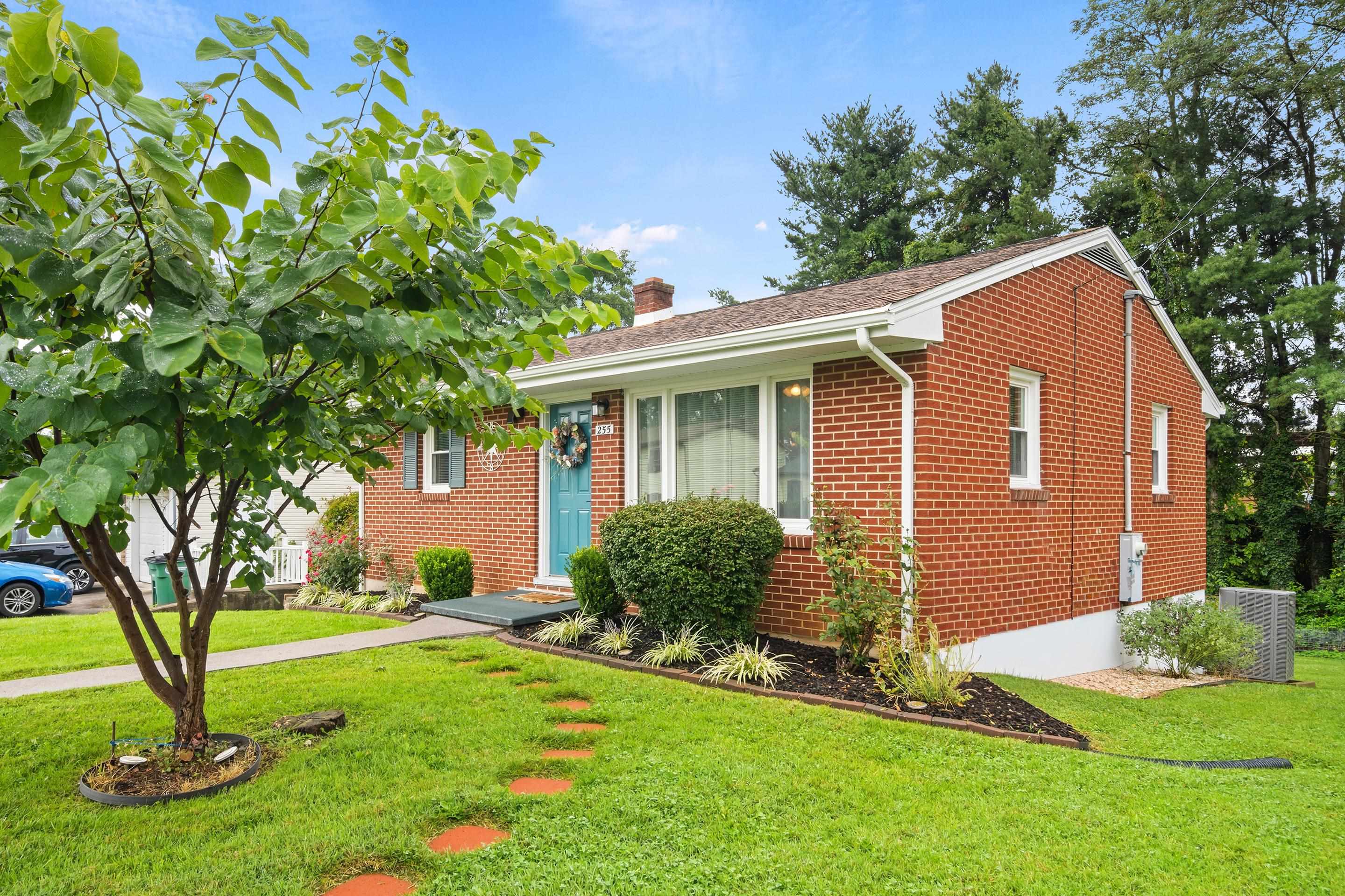255 Fisher Street SE Christiansburg VA 24073
