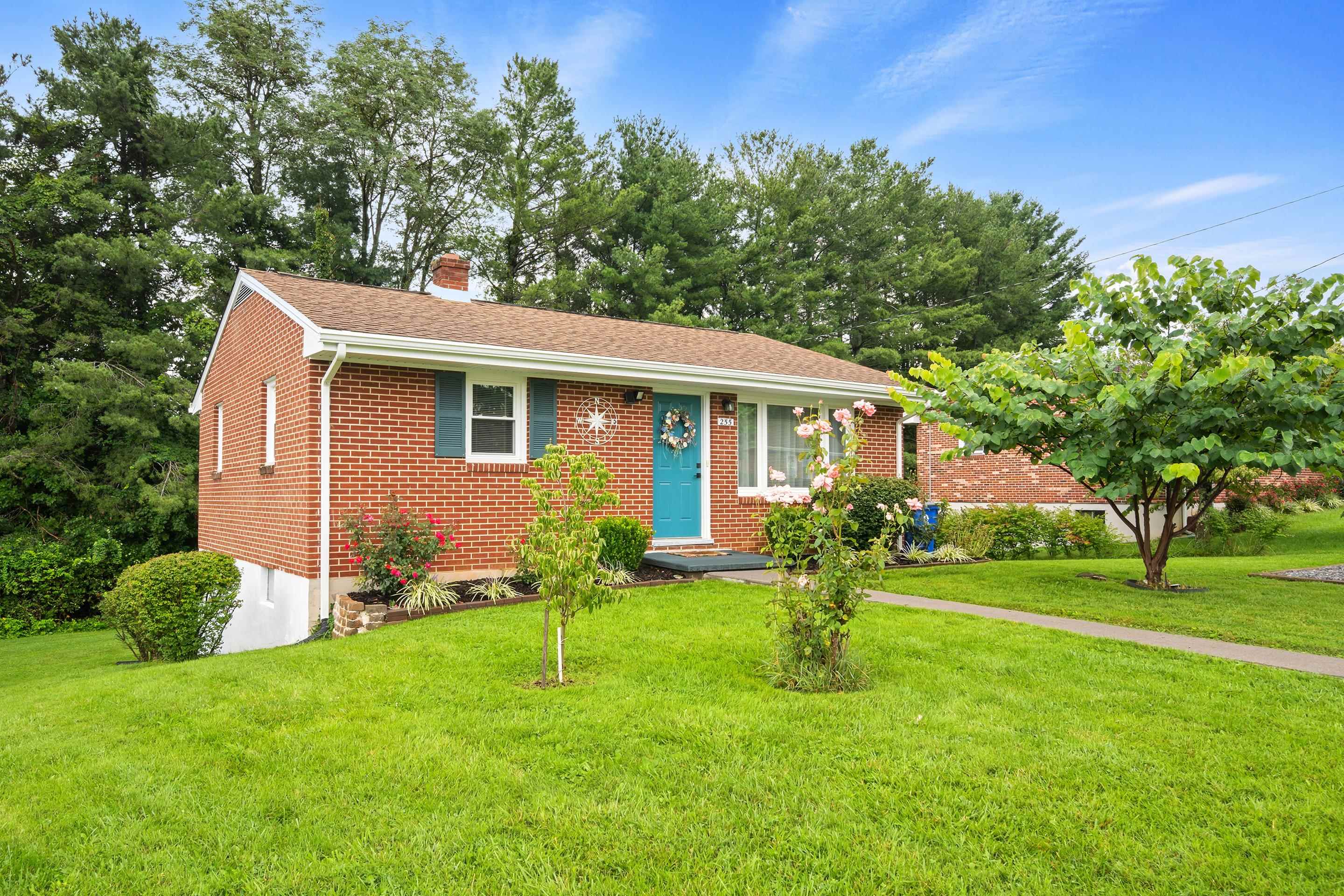 255 Fisher Street SE Christiansburg VA 24073