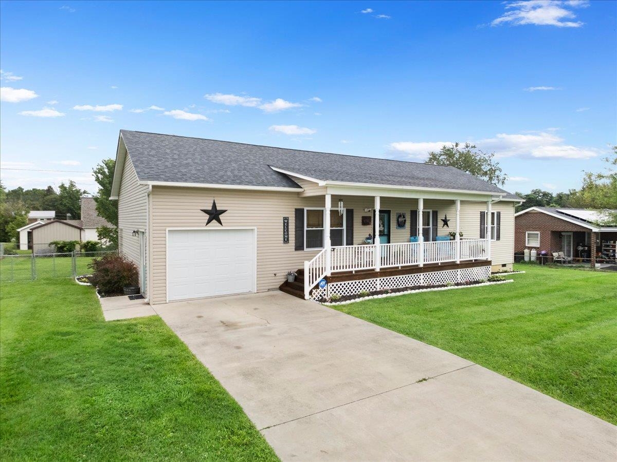 5763 William Drive Dublin VA 24084