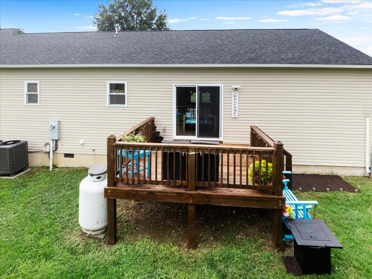 5763 William Drive Dublin VA 24084
