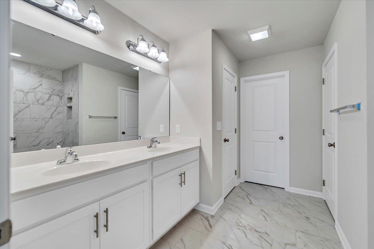1555 Kensington Way Christiansburg VA 24073