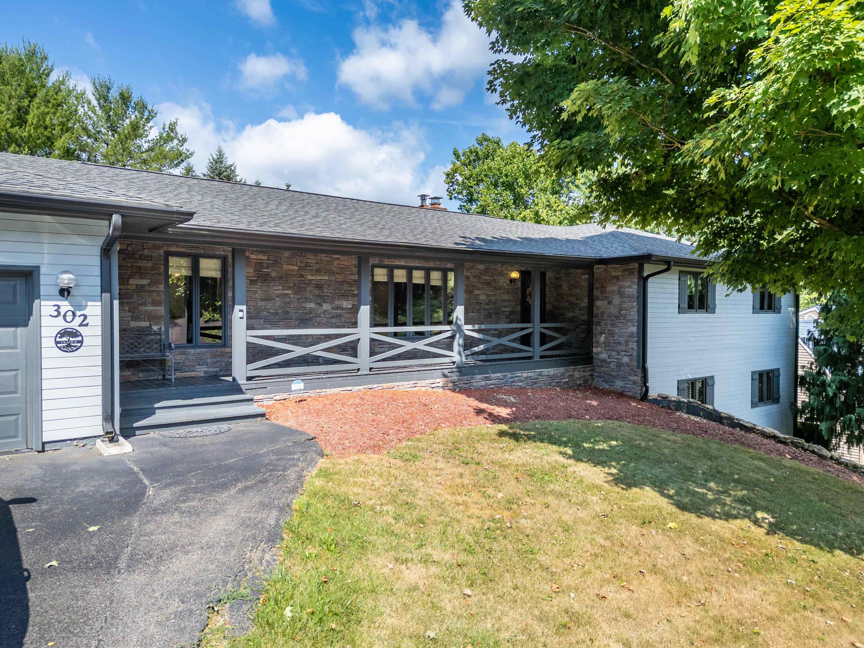 302 Chestnut Street Pearisburg VA 24134