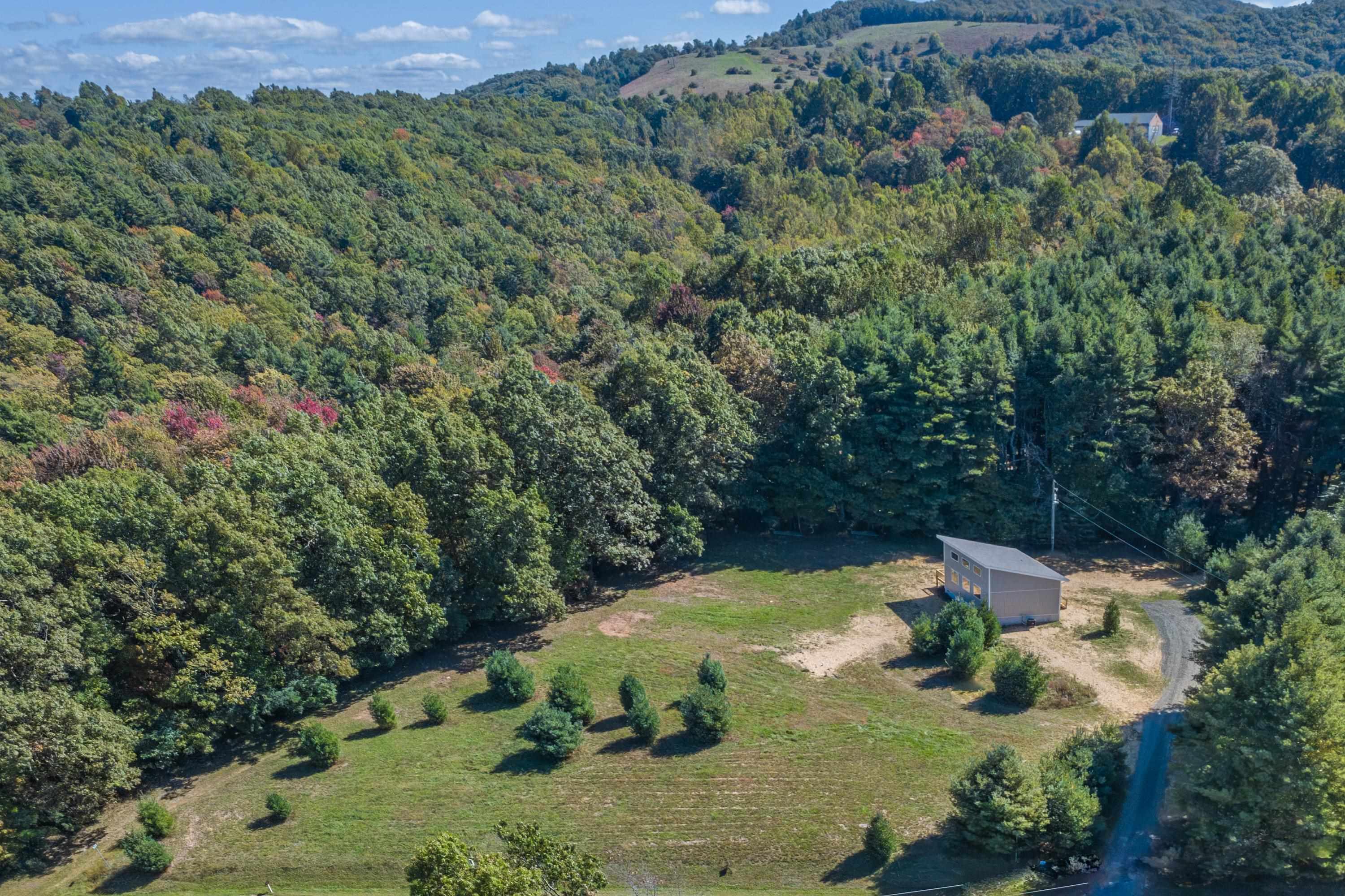 1481 Fairview Church Road Floyd VA 24091