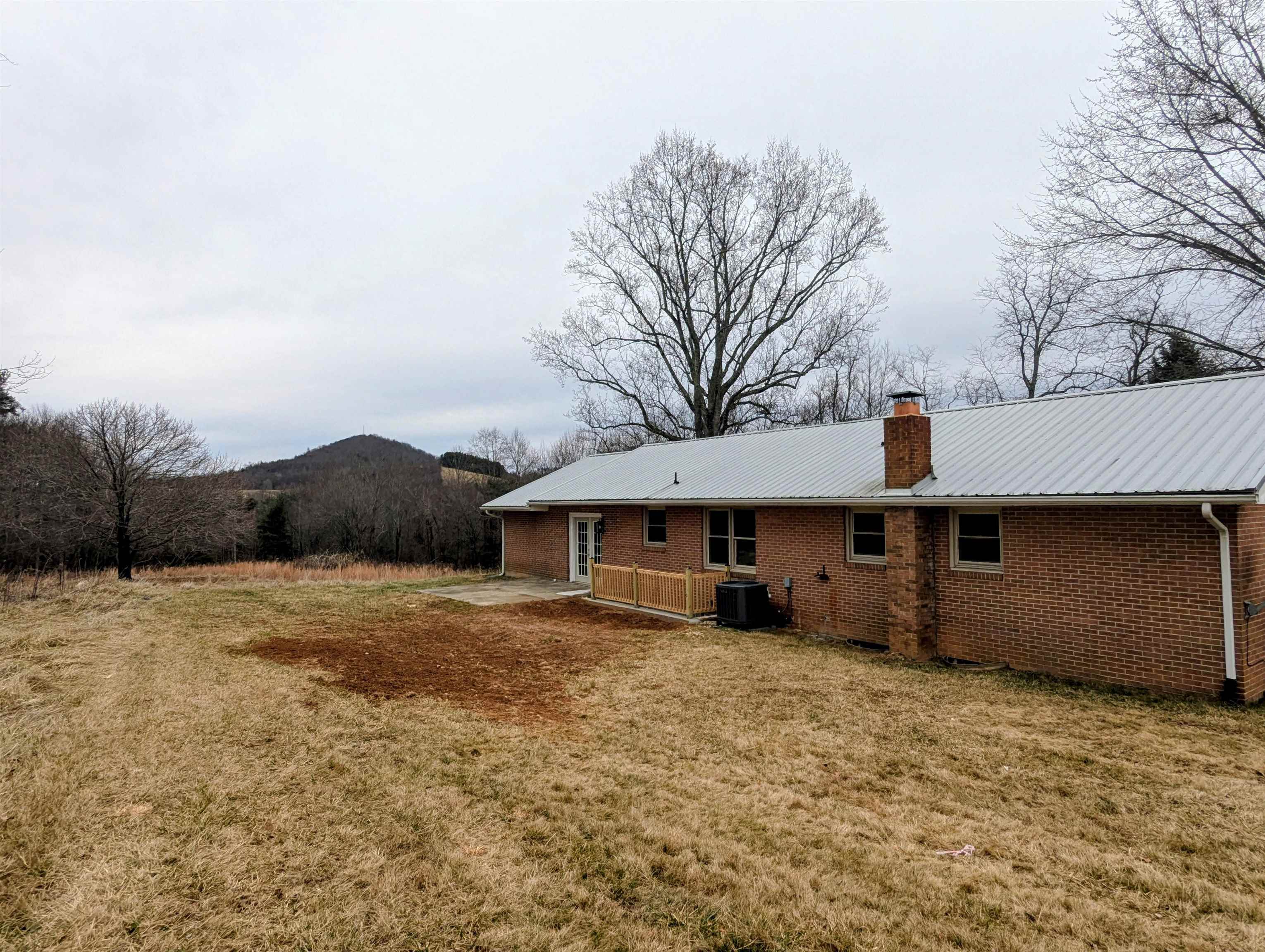 8203 Floyd Pike Dugspur VA 24325