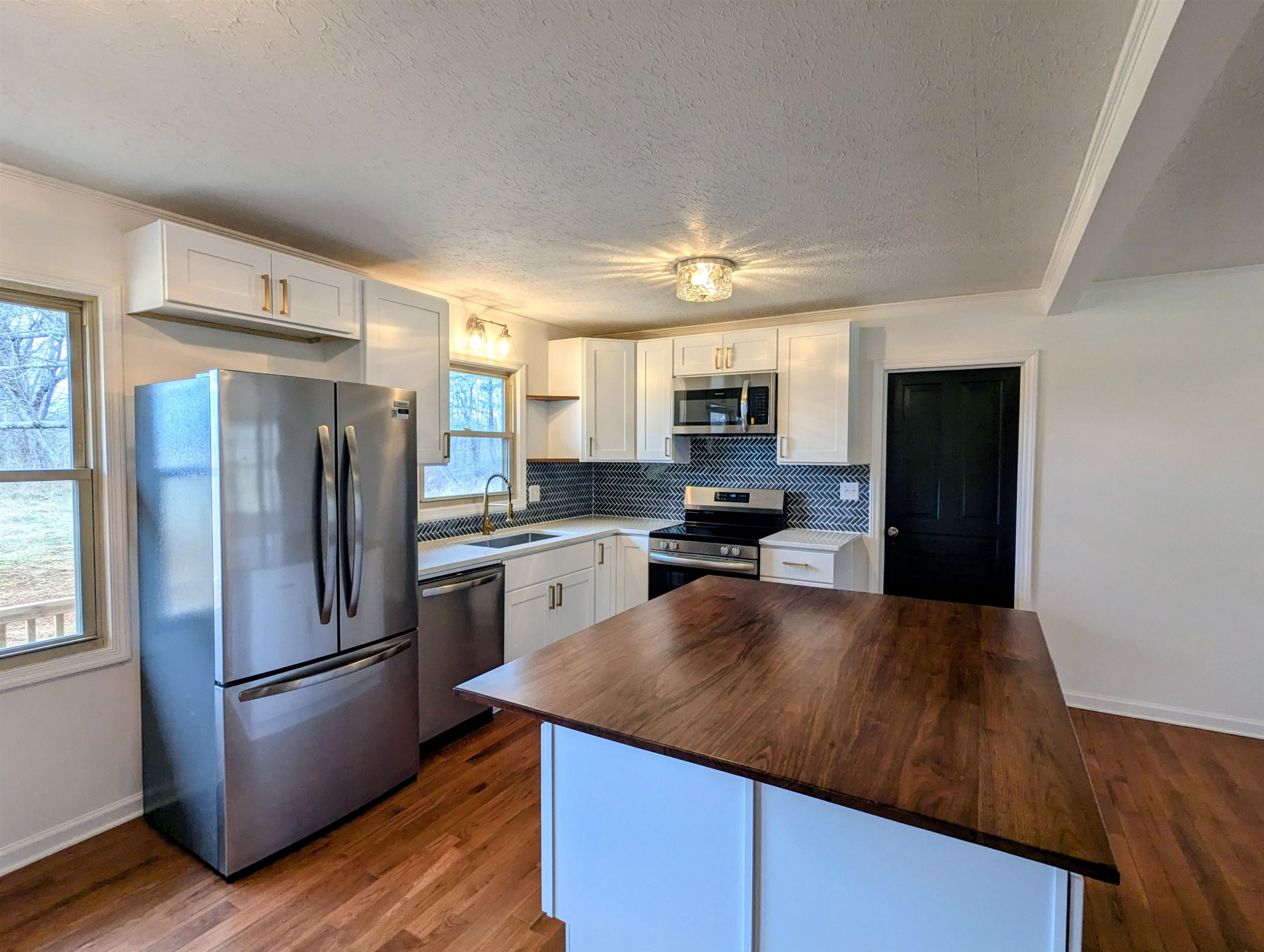 8203 Floyd Pike Dugspur VA 24325