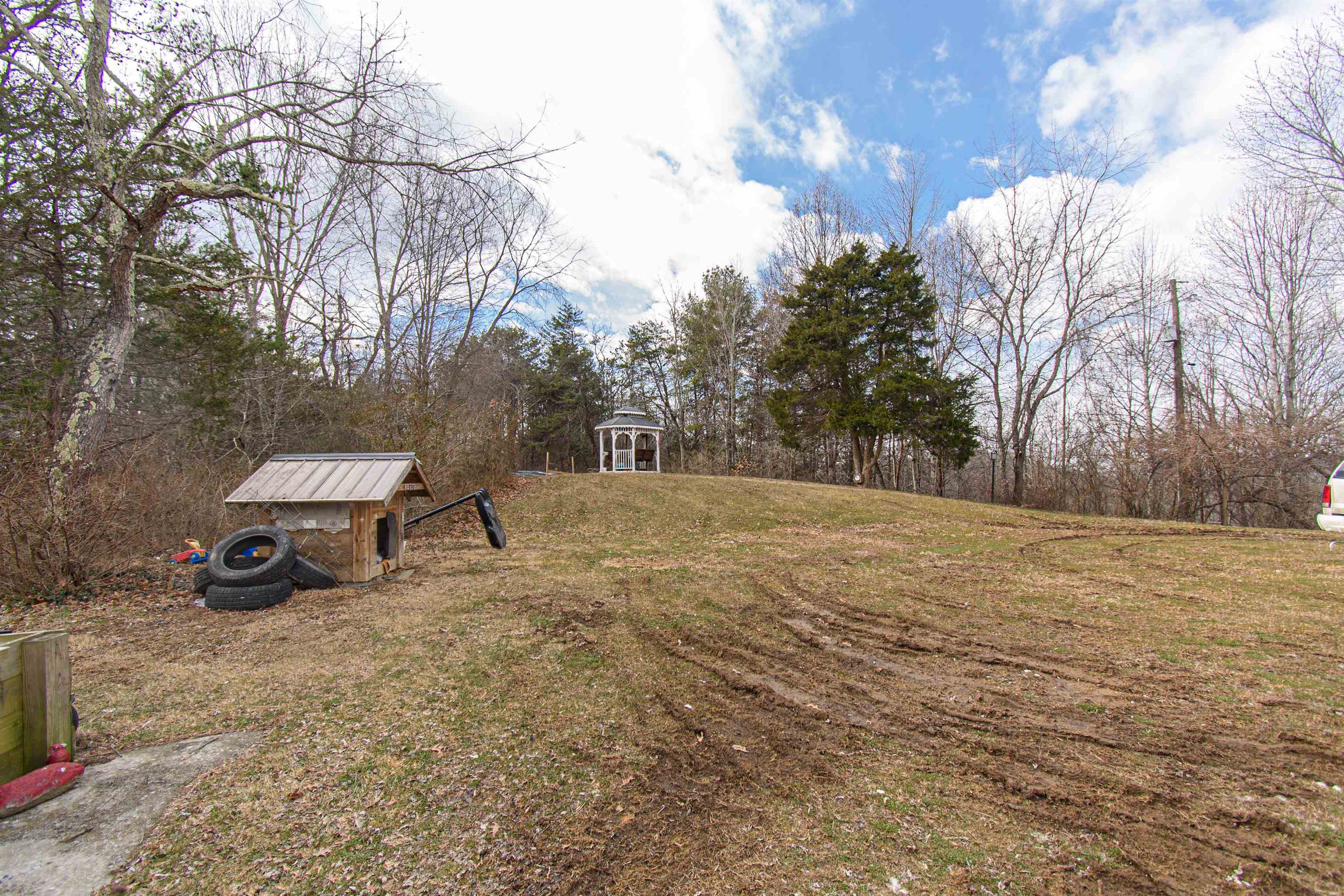 5384 Harvest Road Riner VA 24149