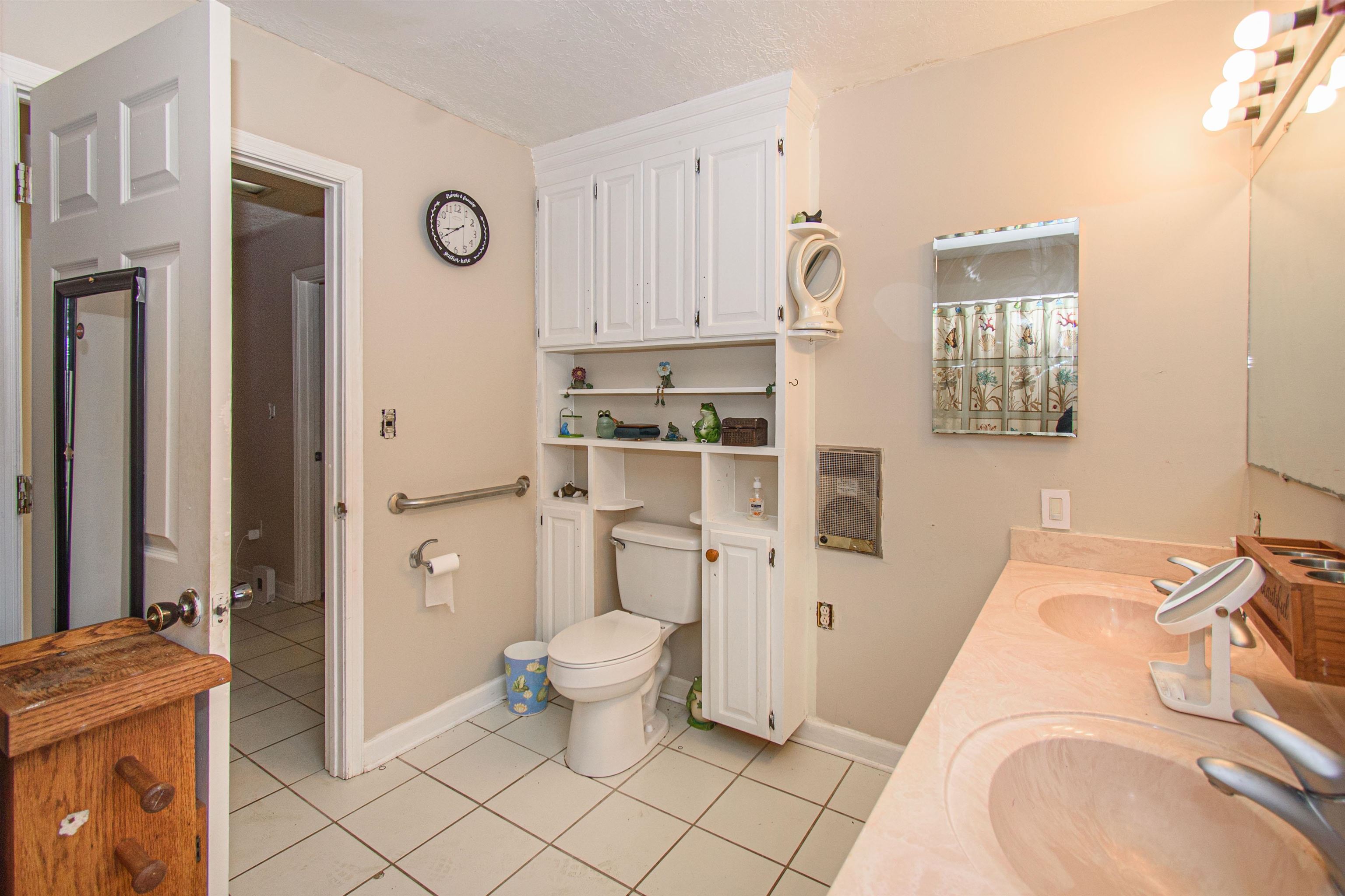 5384 Harvest Road Riner VA 24149