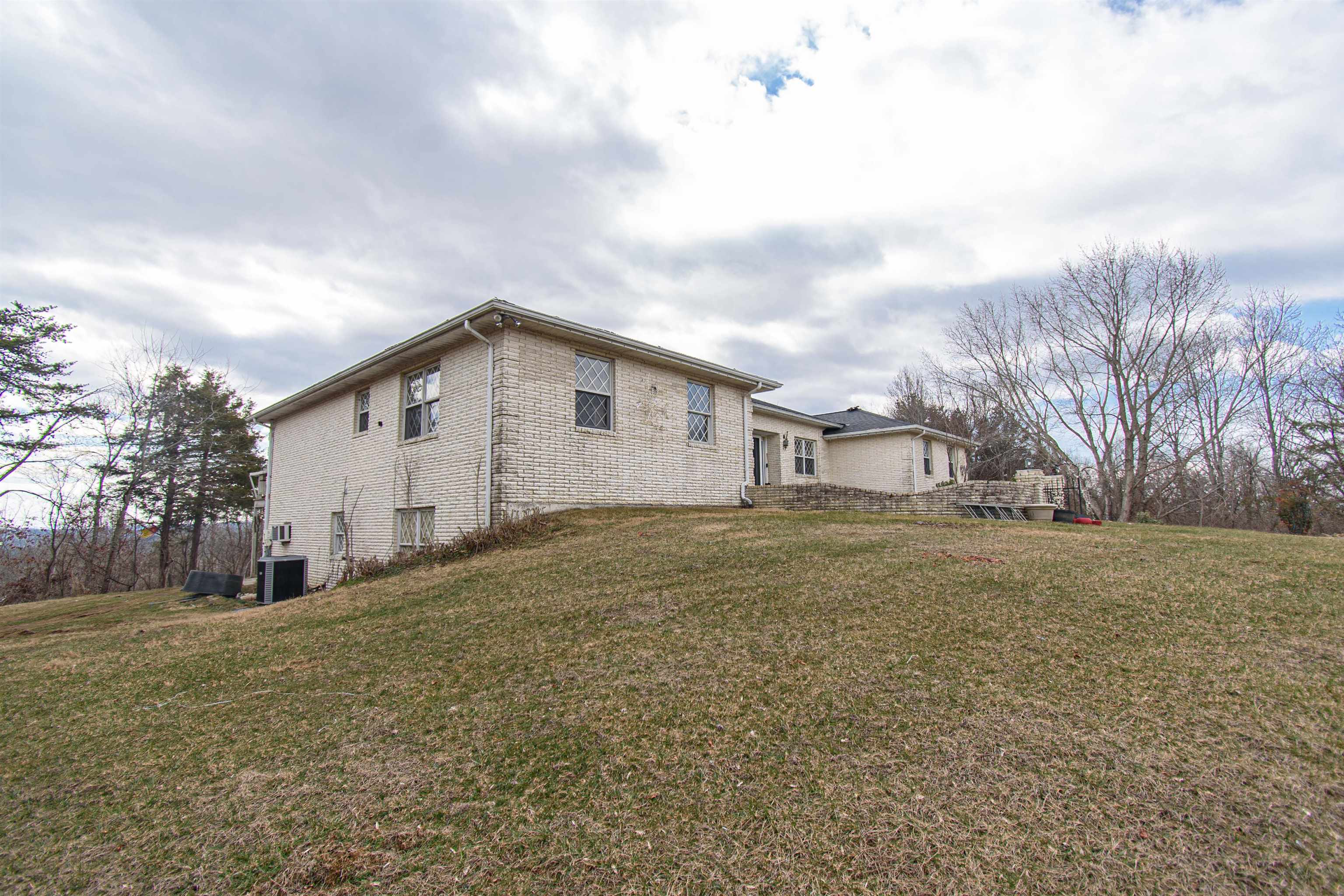 5384 Harvest Road Riner VA 24149