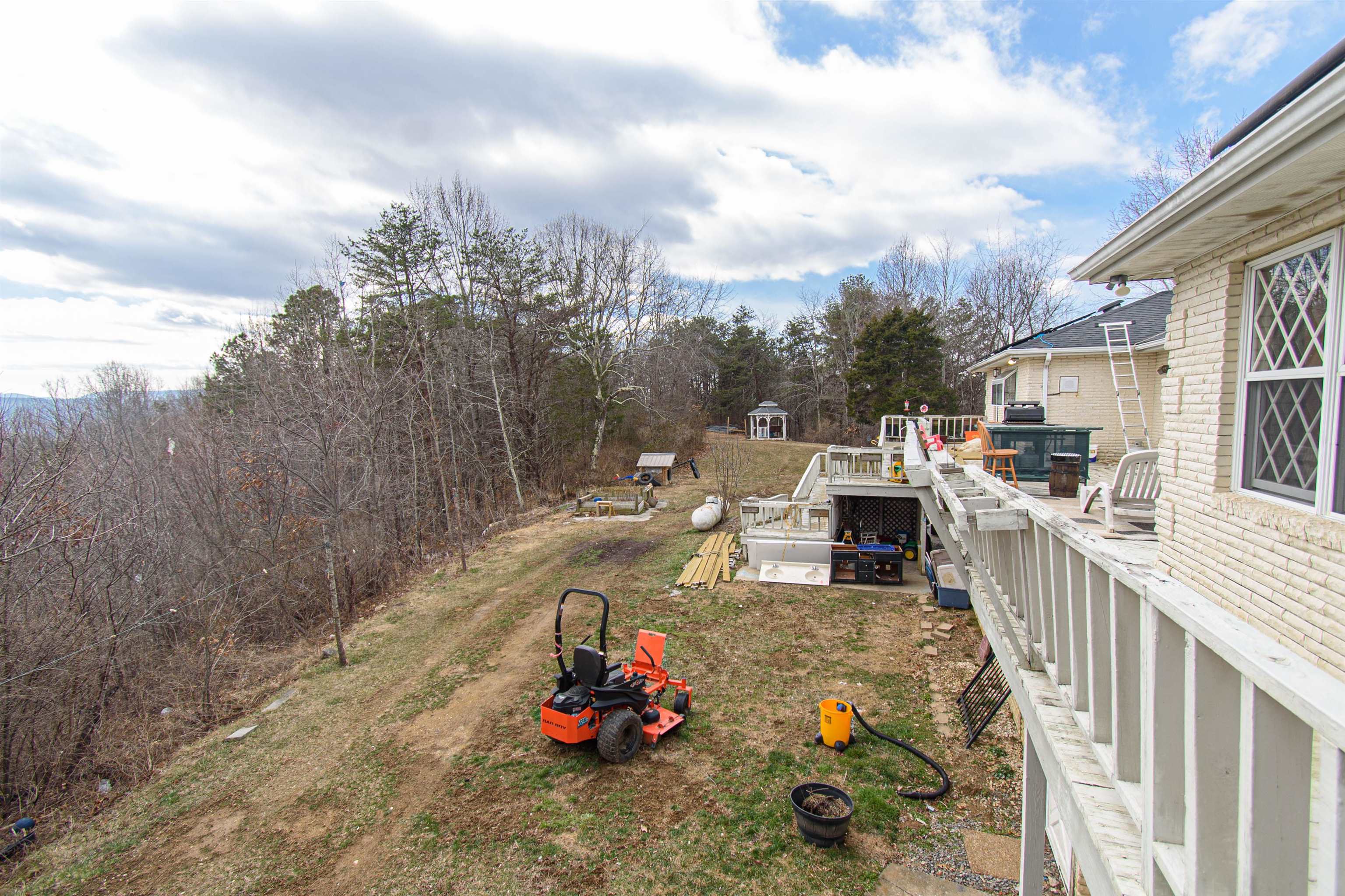 5384 Harvest Road Riner VA 24149