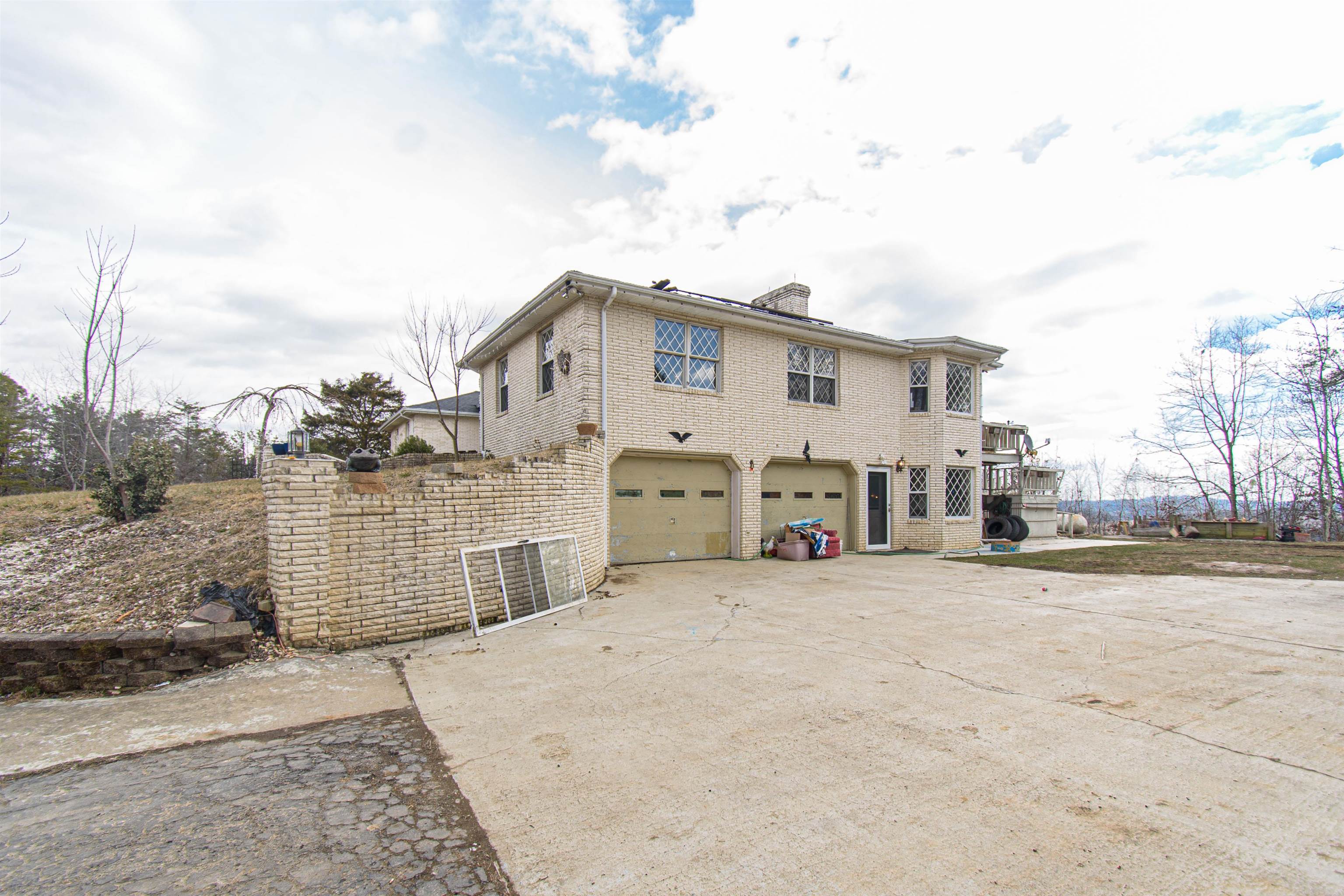 5384 Harvest Road Riner VA 24149