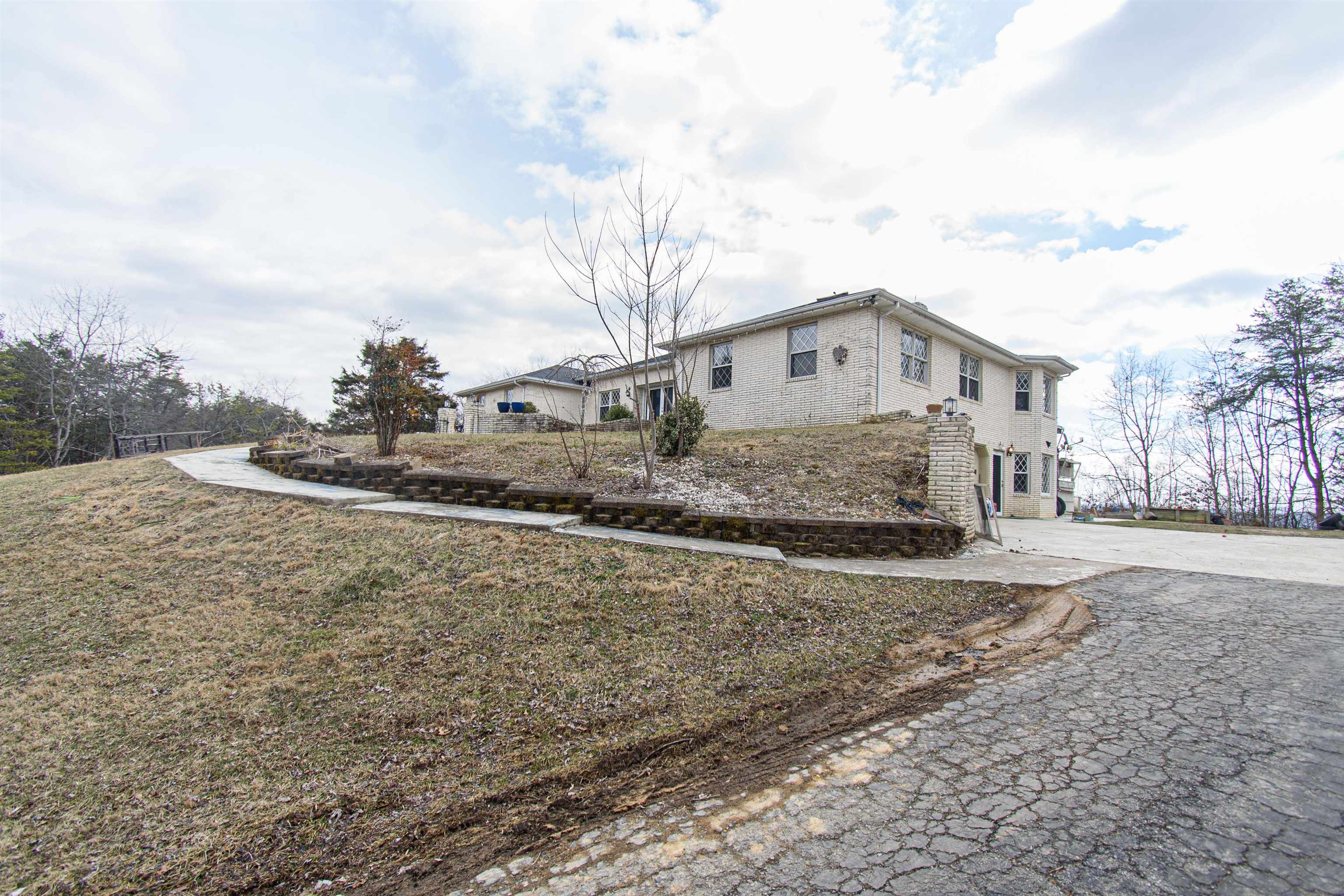 5384 Harvest Road Riner VA 24149