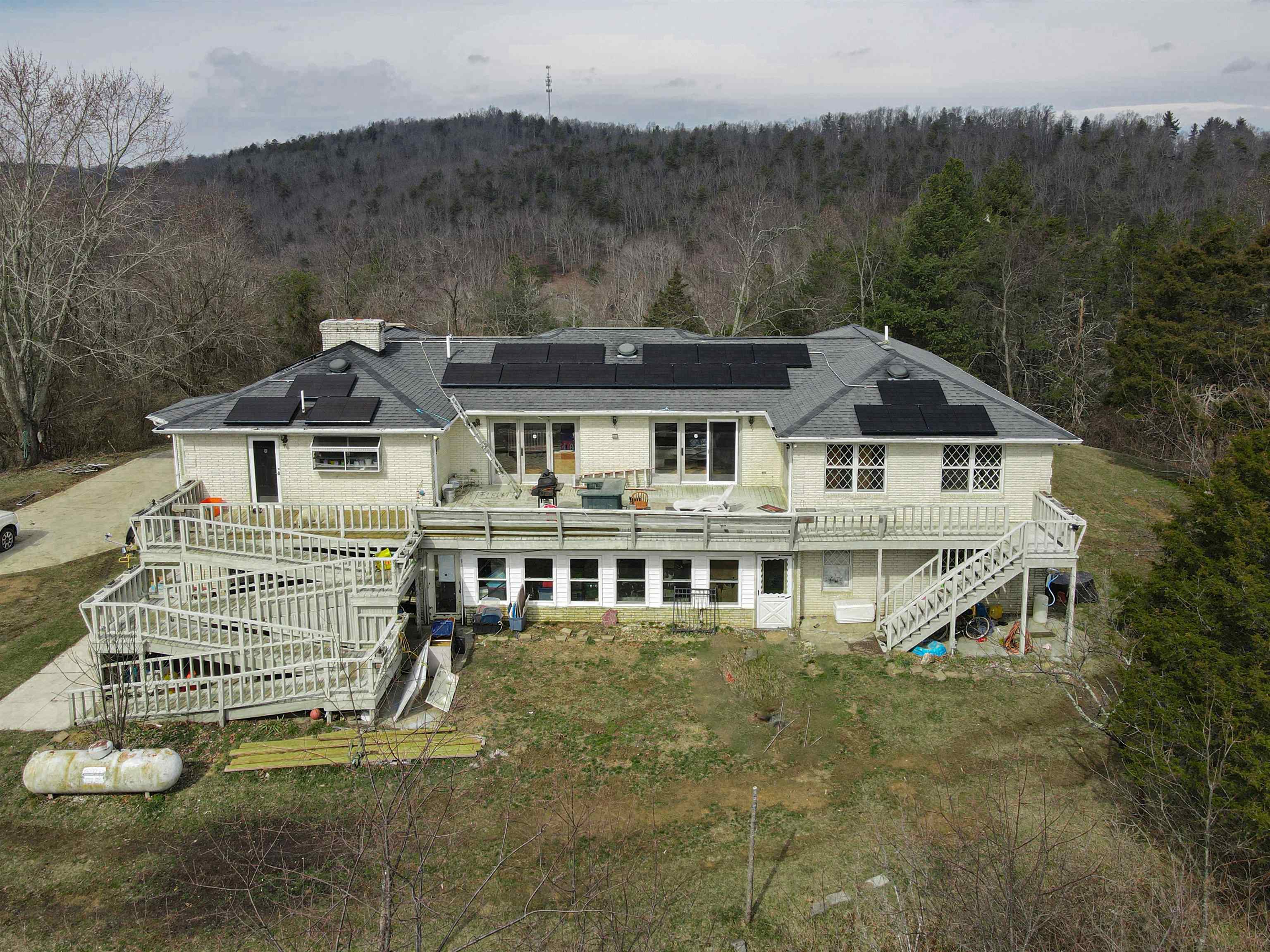 5384 Harvest Road Riner VA 24149