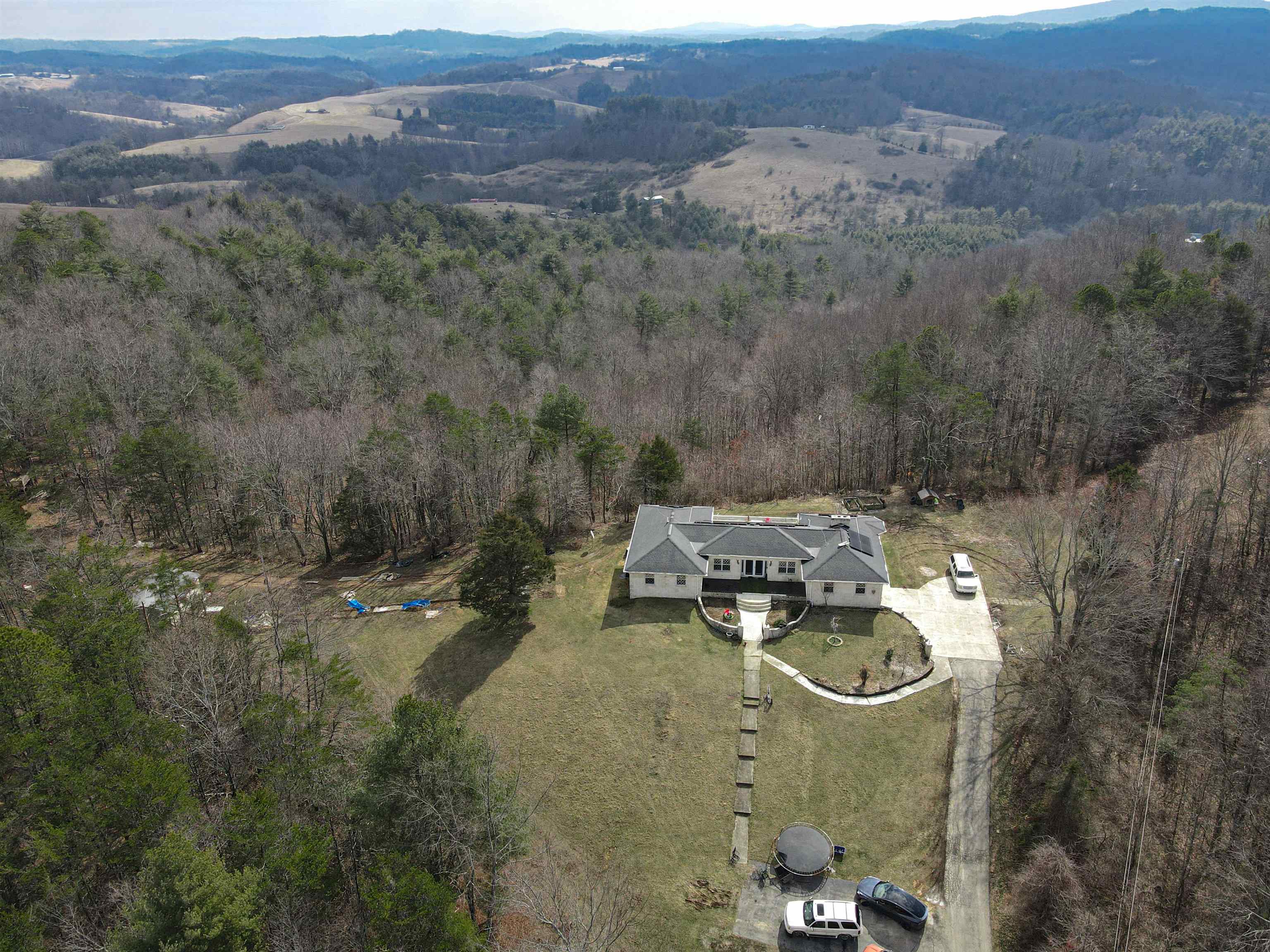 5384 Harvest Road Riner VA 24149