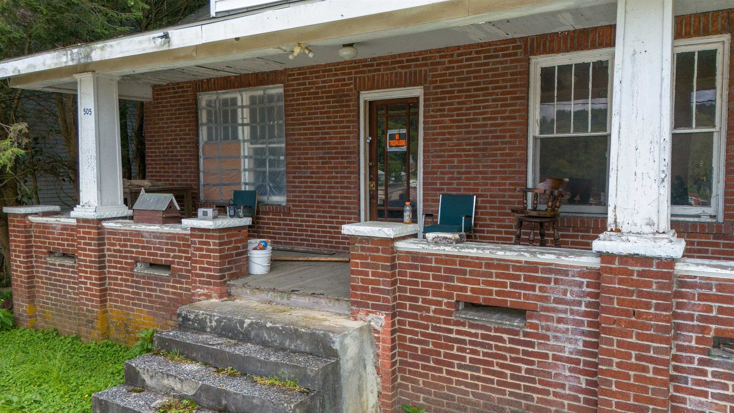 505 Tazewell Avenue Bluefield VA 24605