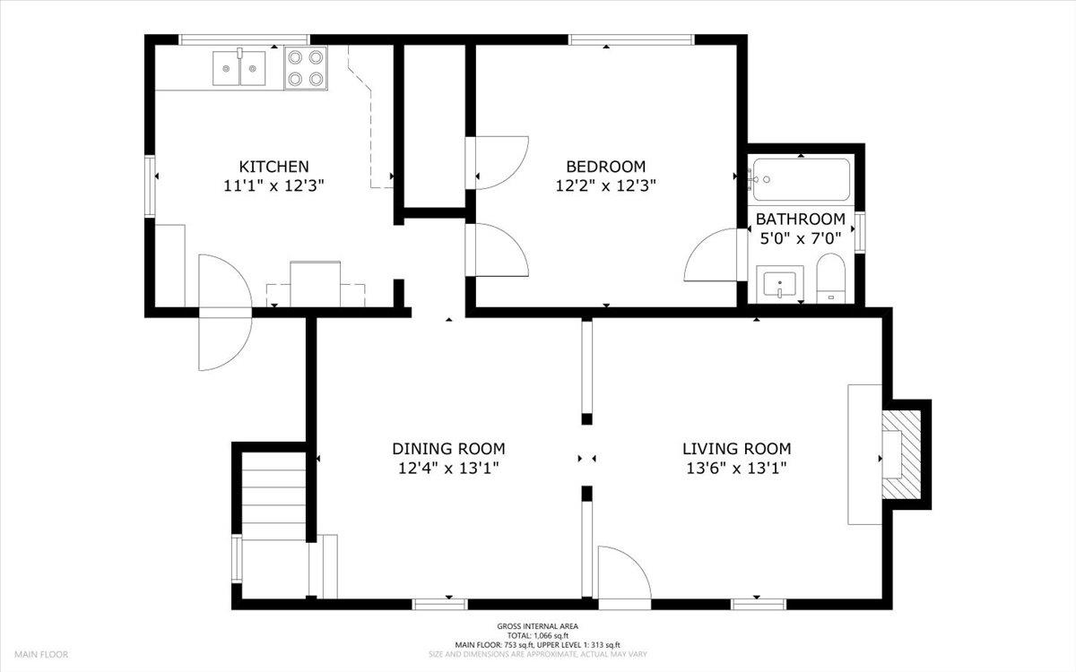 902 College Street Narrows VA 24124