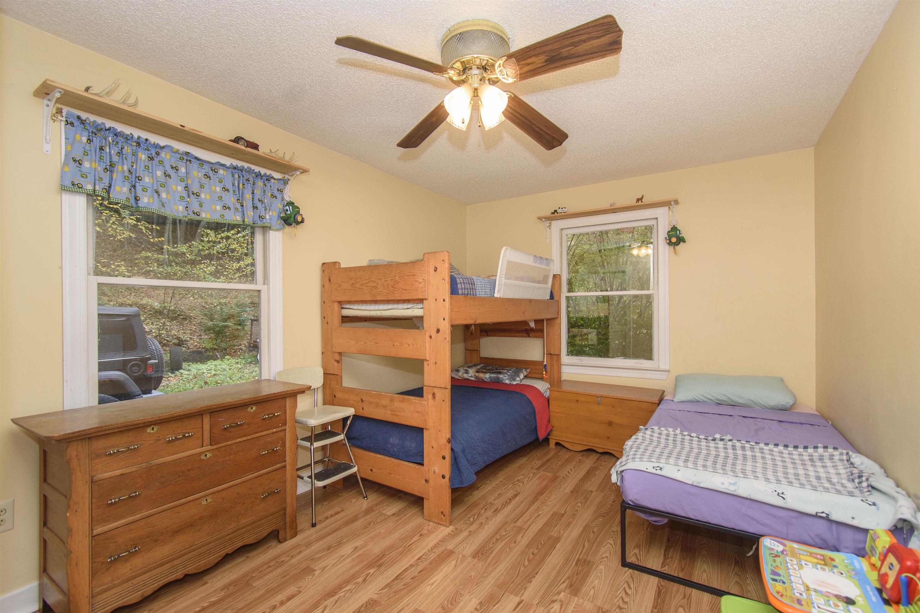 1349 Conners Valley Road Draper VA 24324