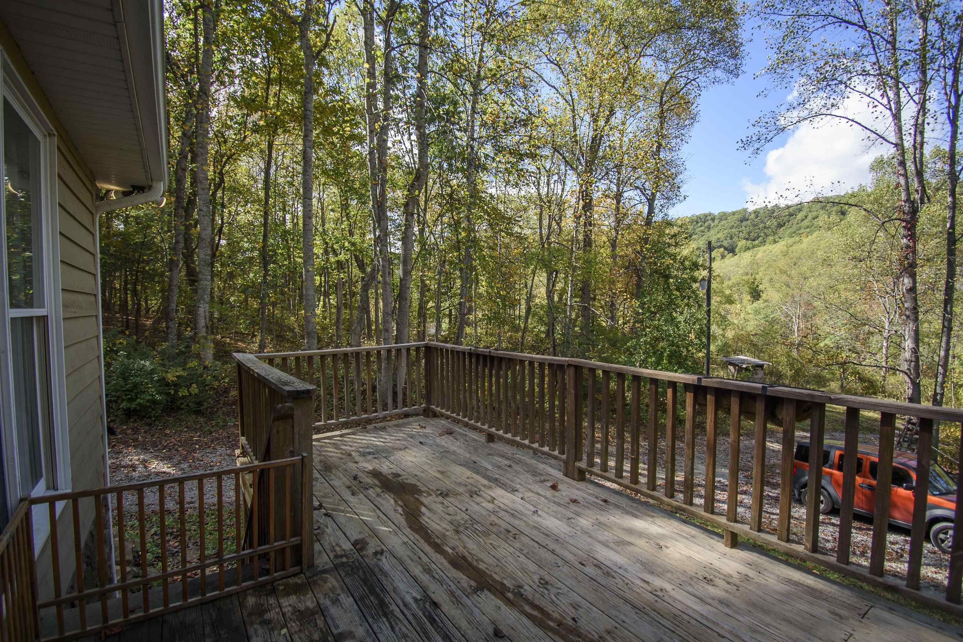 1349 Conners Valley Road Draper VA 24324