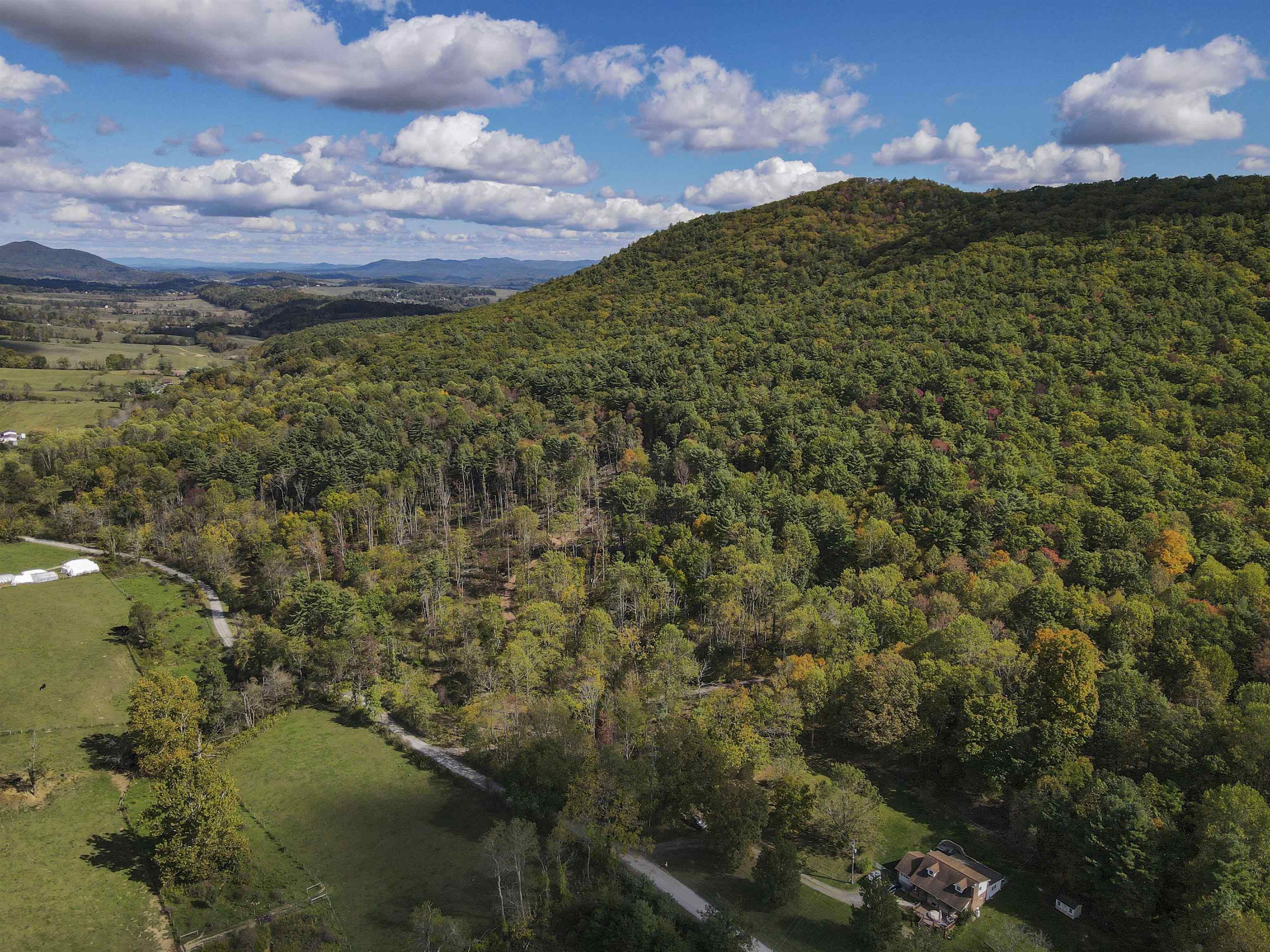 1349 Conners Valley Road Draper VA 24324