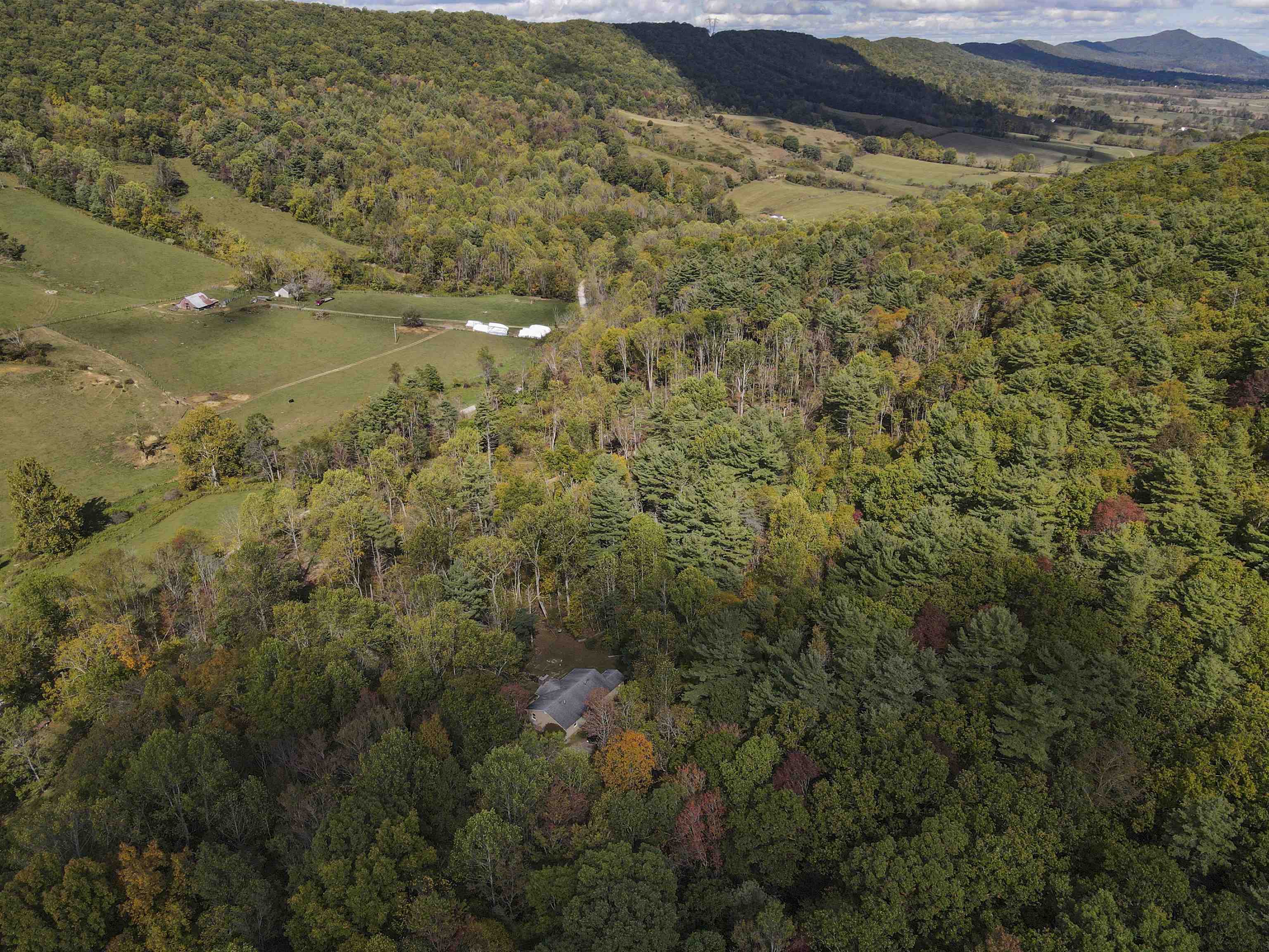 1349 Conners Valley Road Draper VA 24324