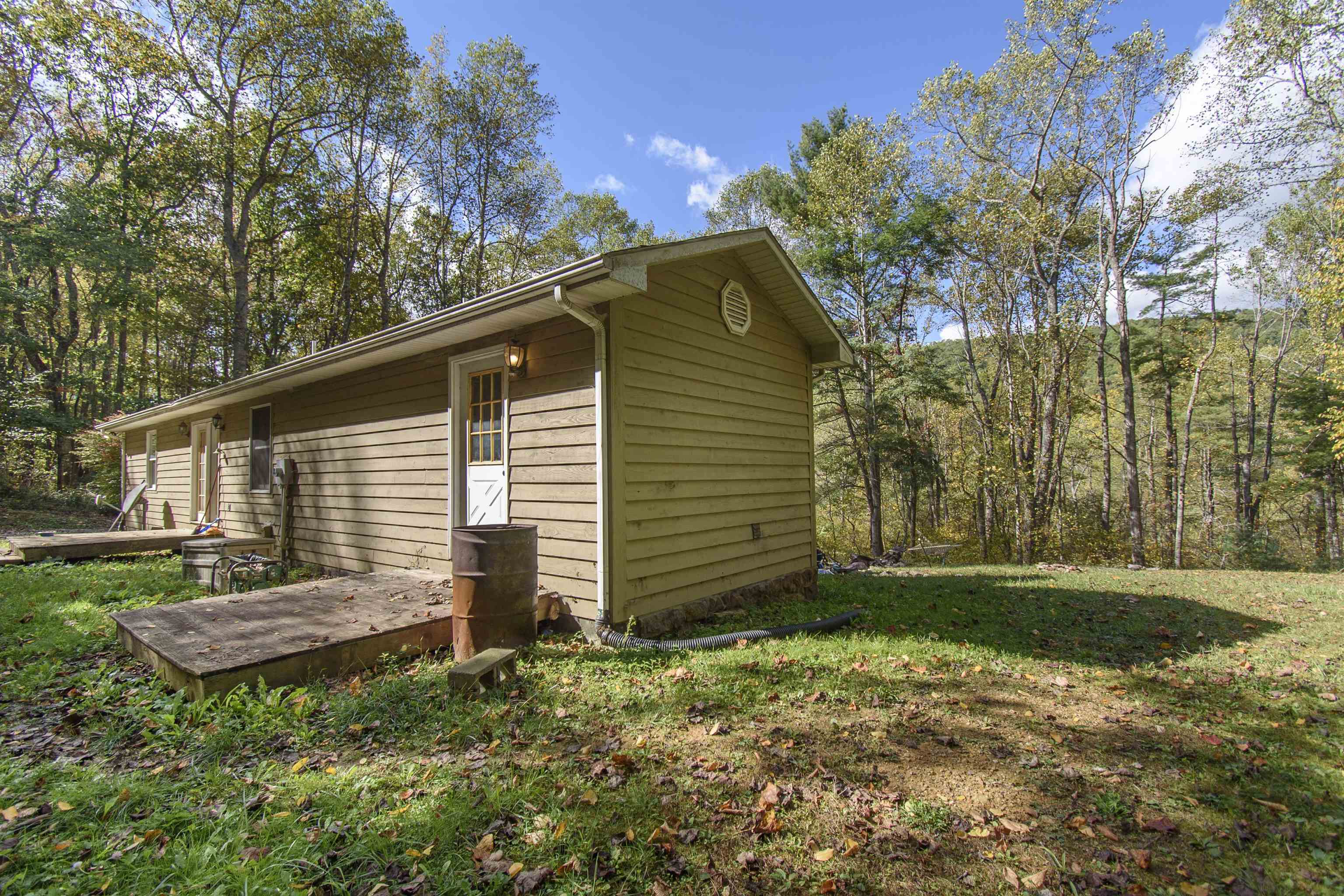 1349 Conners Valley Road Draper VA 24324