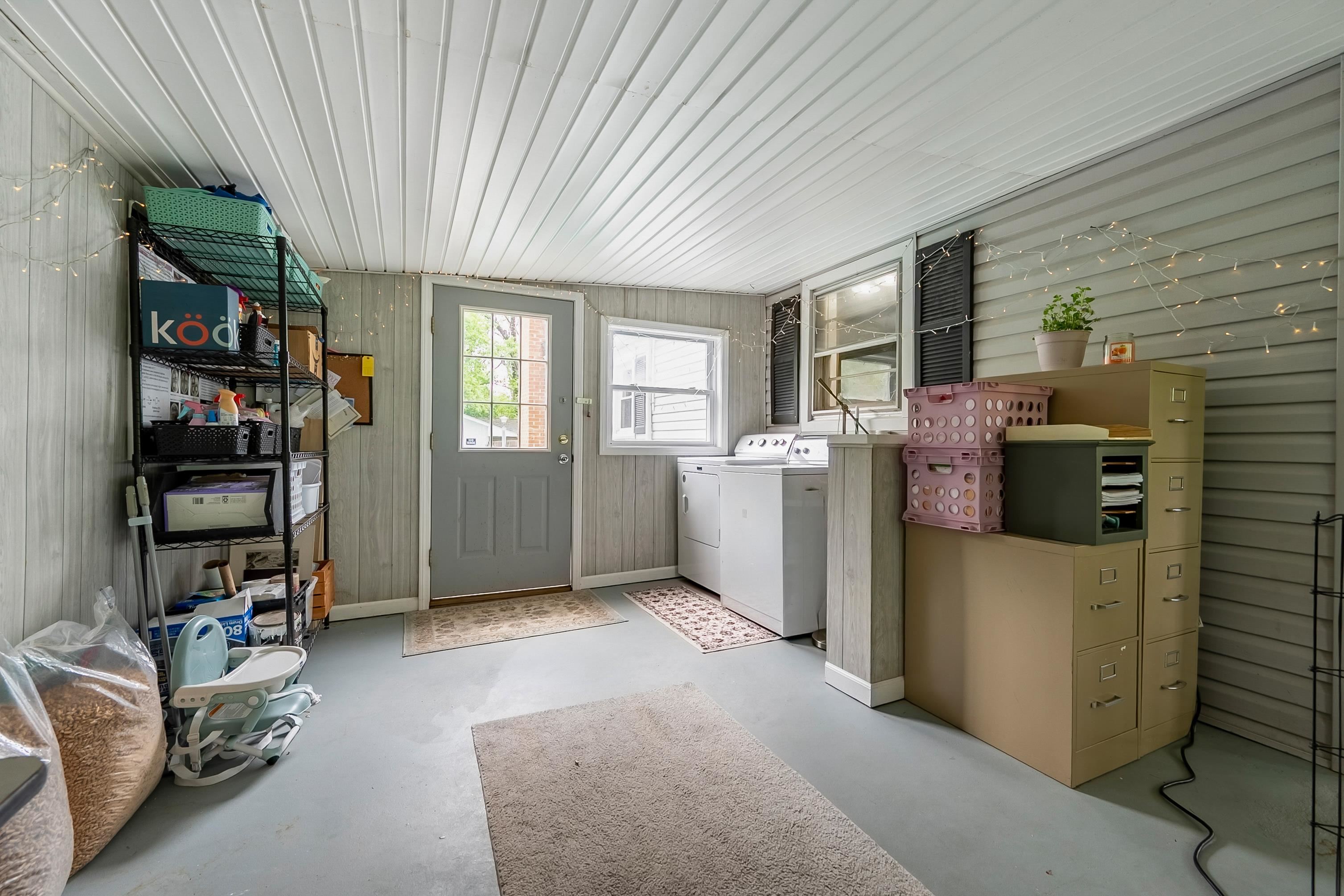 9151 Roanoke Road Elliston VA 24087