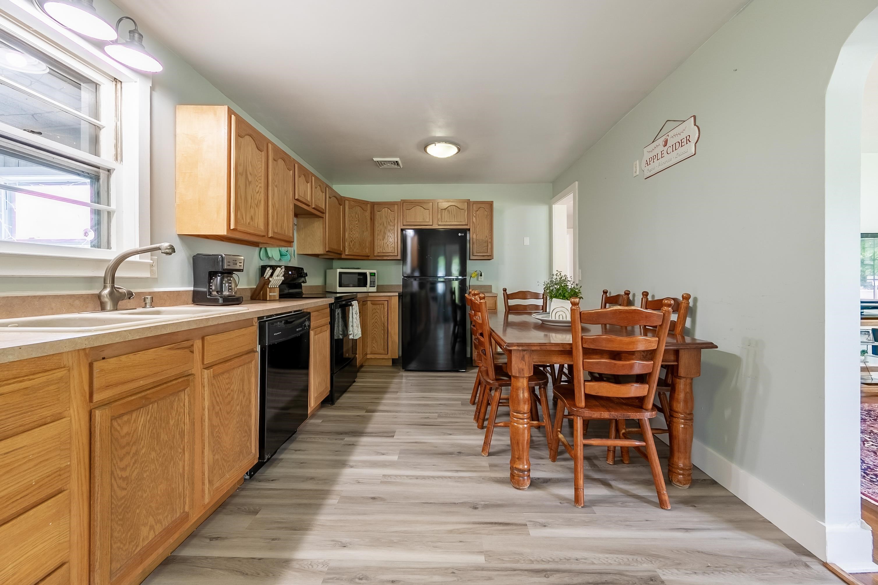 9151 Roanoke Road Elliston VA 24087