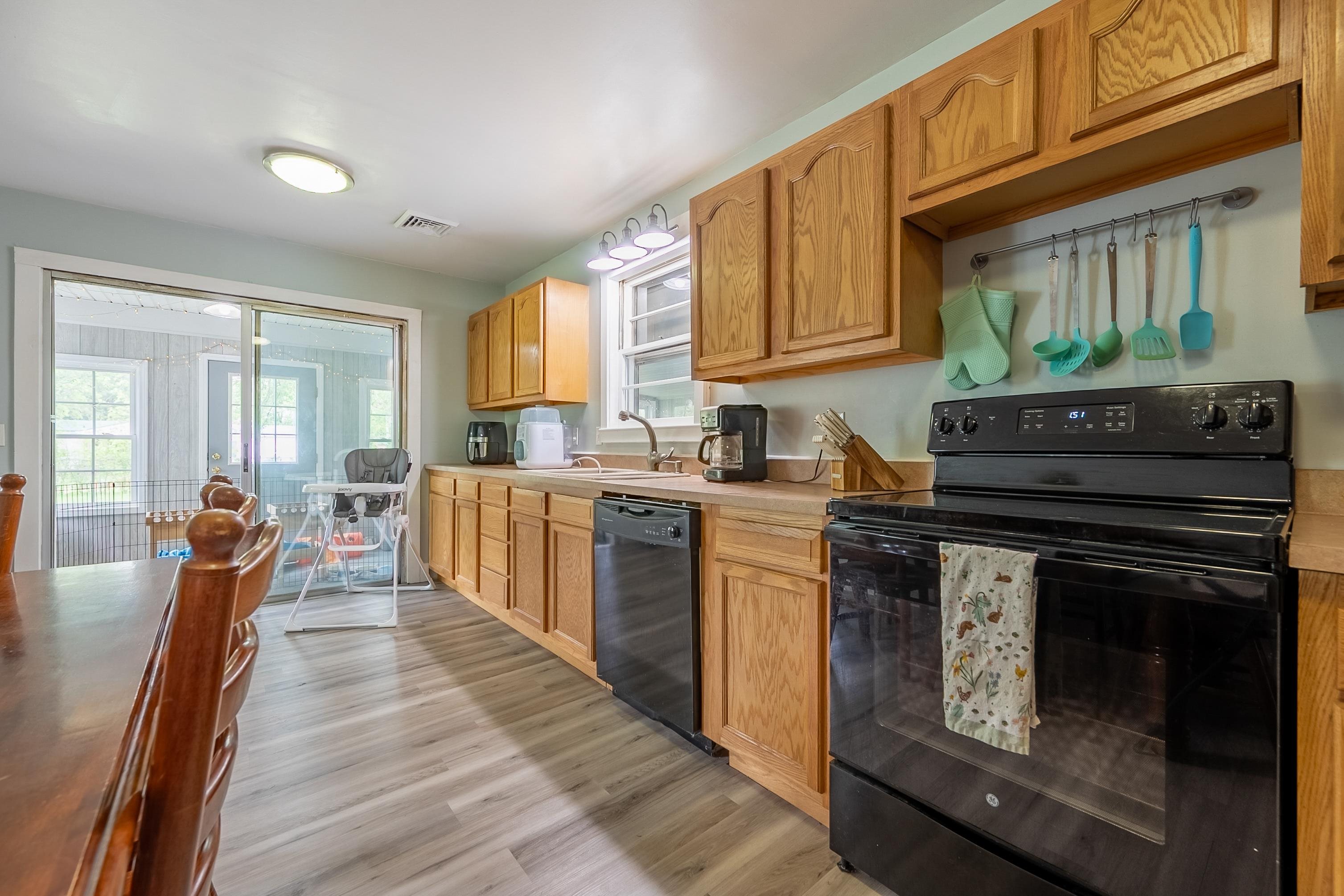 9151 Roanoke Road Elliston VA 24087