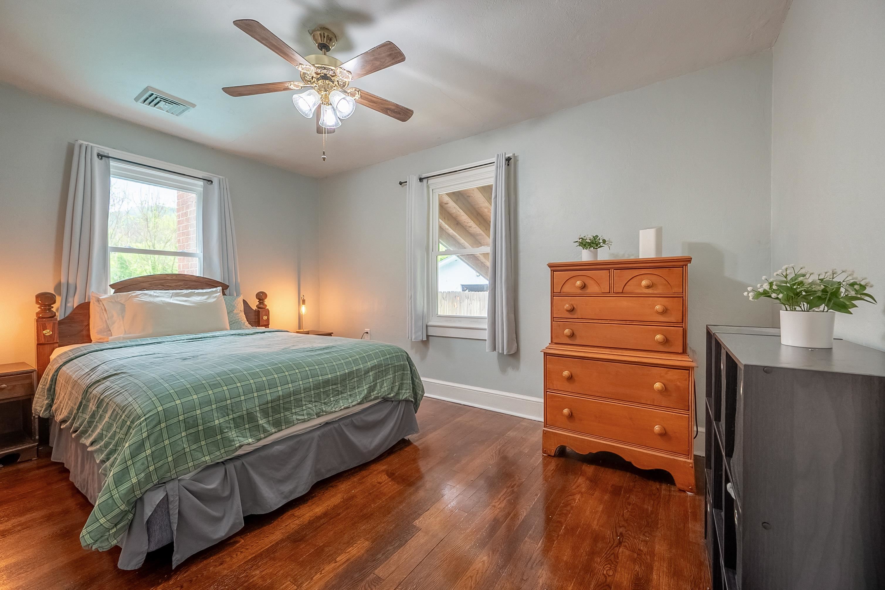 9151 Roanoke Road Elliston VA 24087