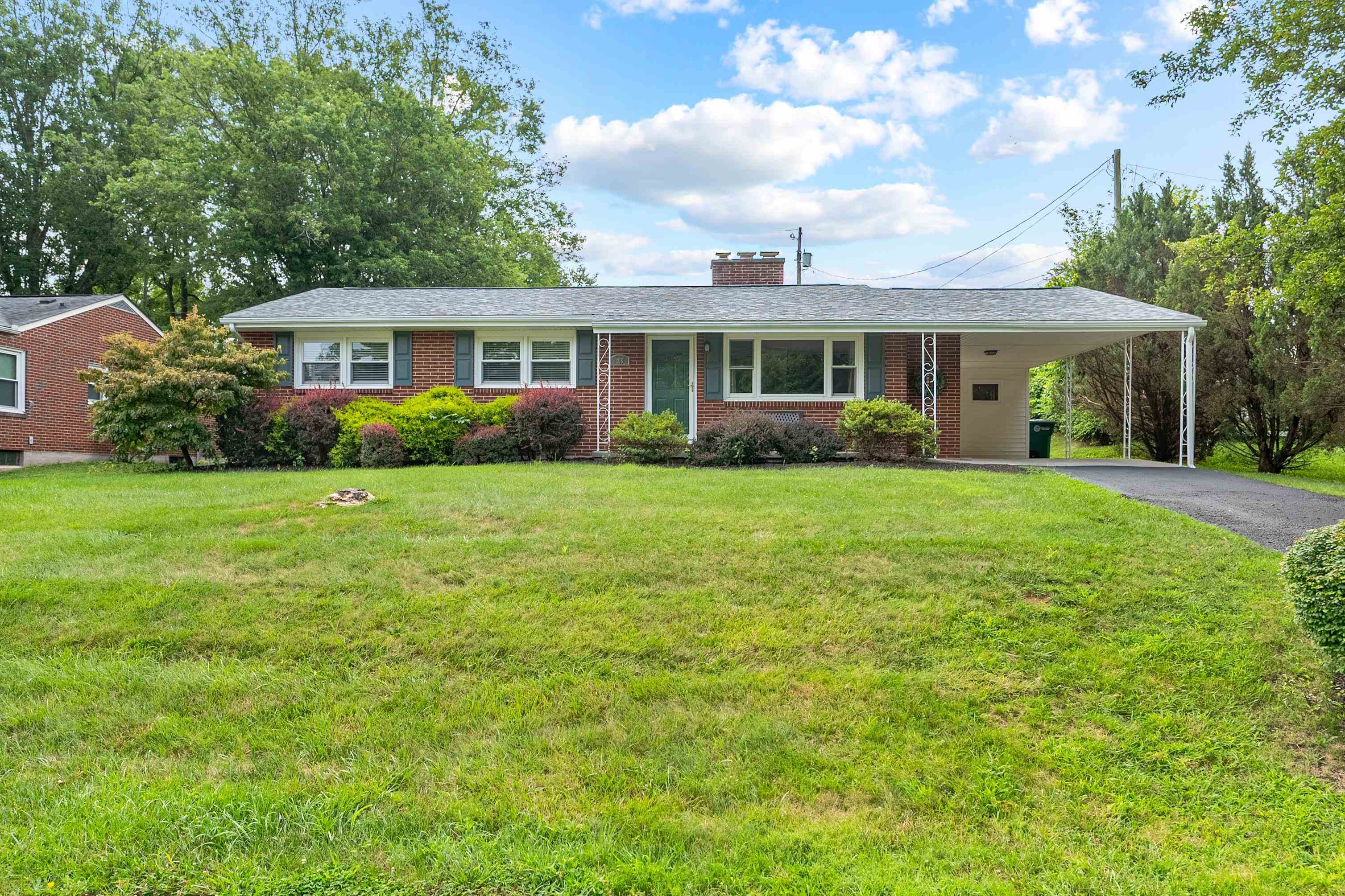 108 Third Street Christiansburg VA 24073