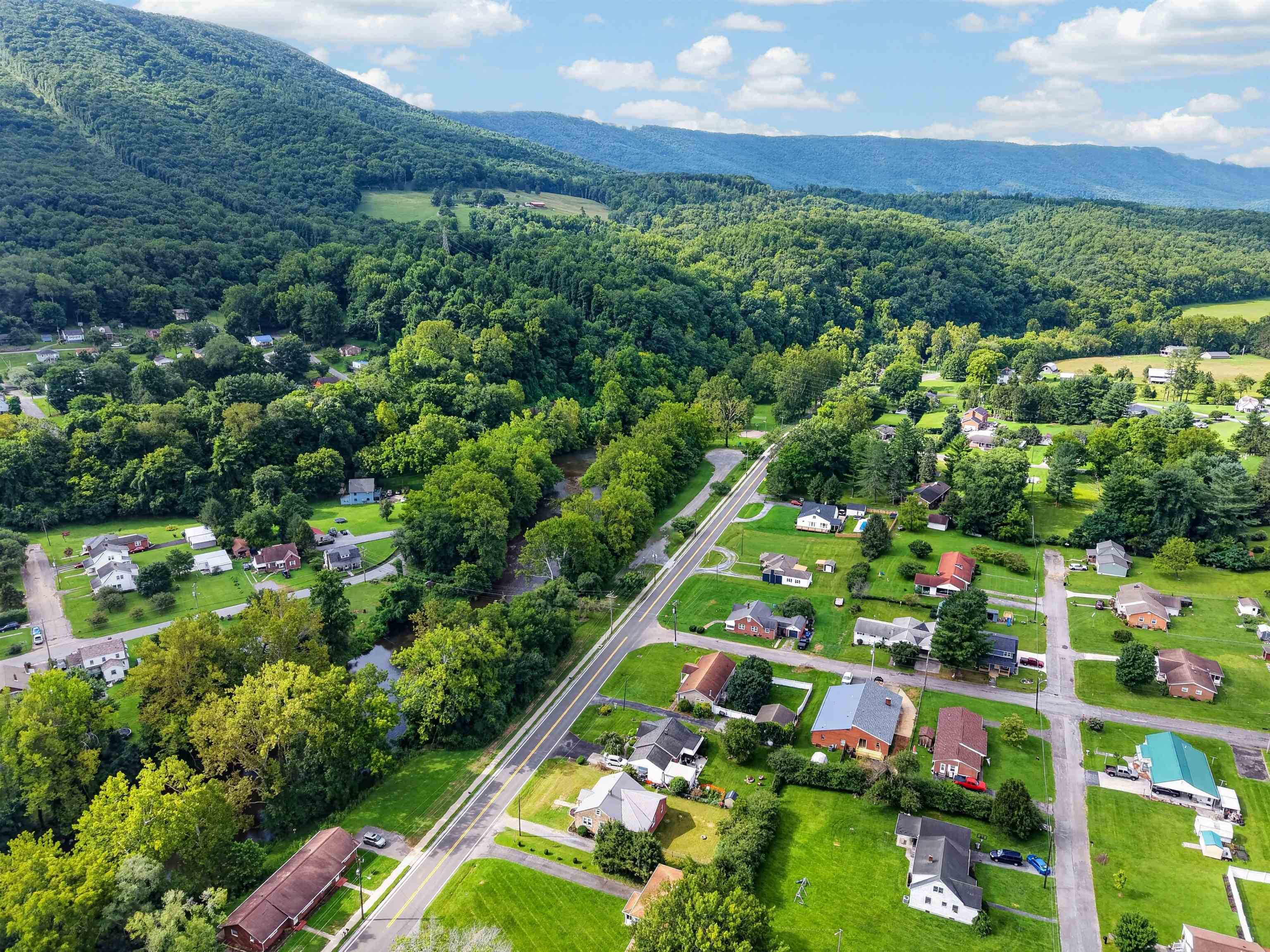 104 Park Drive Narrows VA 24124