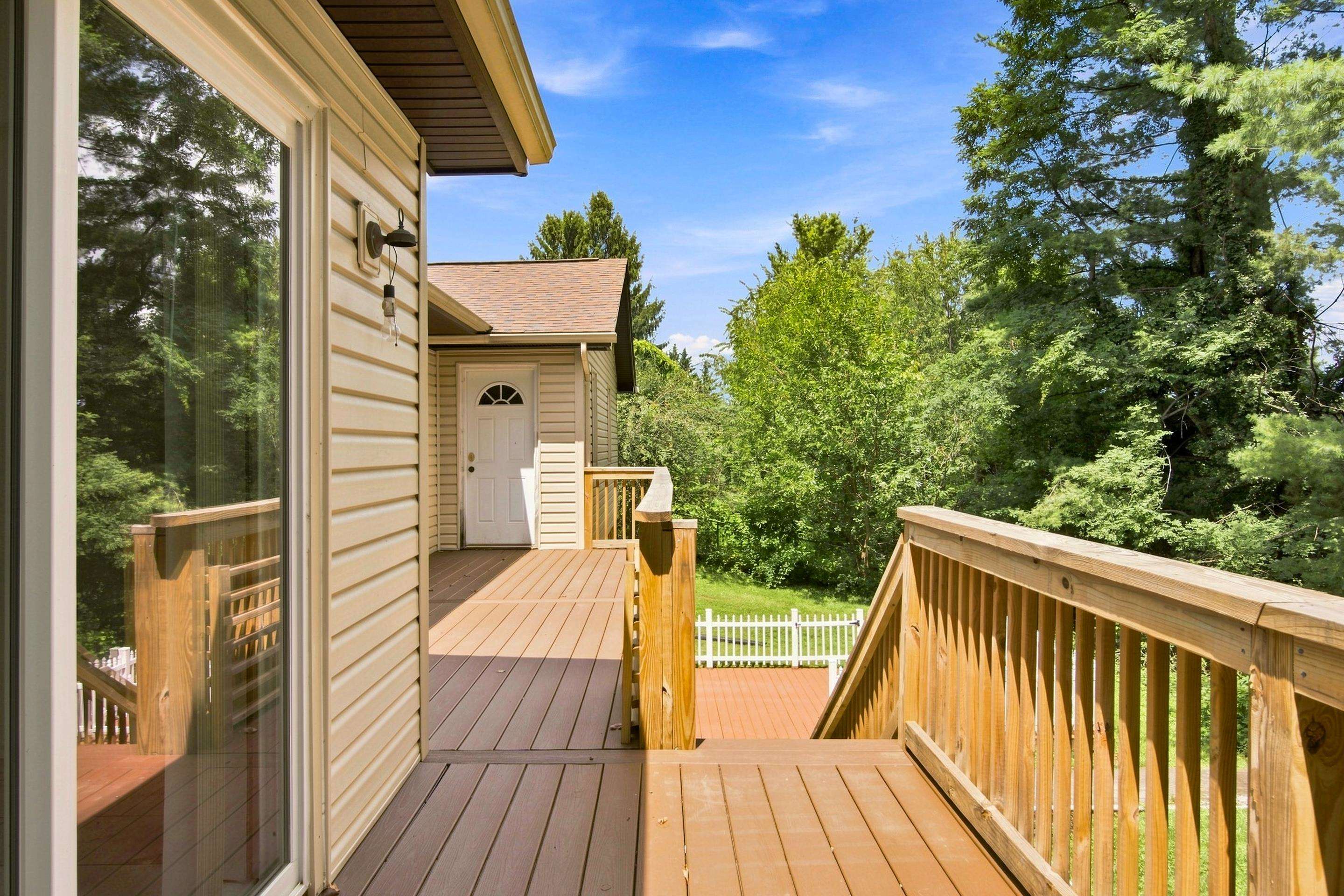 1220 Flint Drive Christiansburg VA 24073