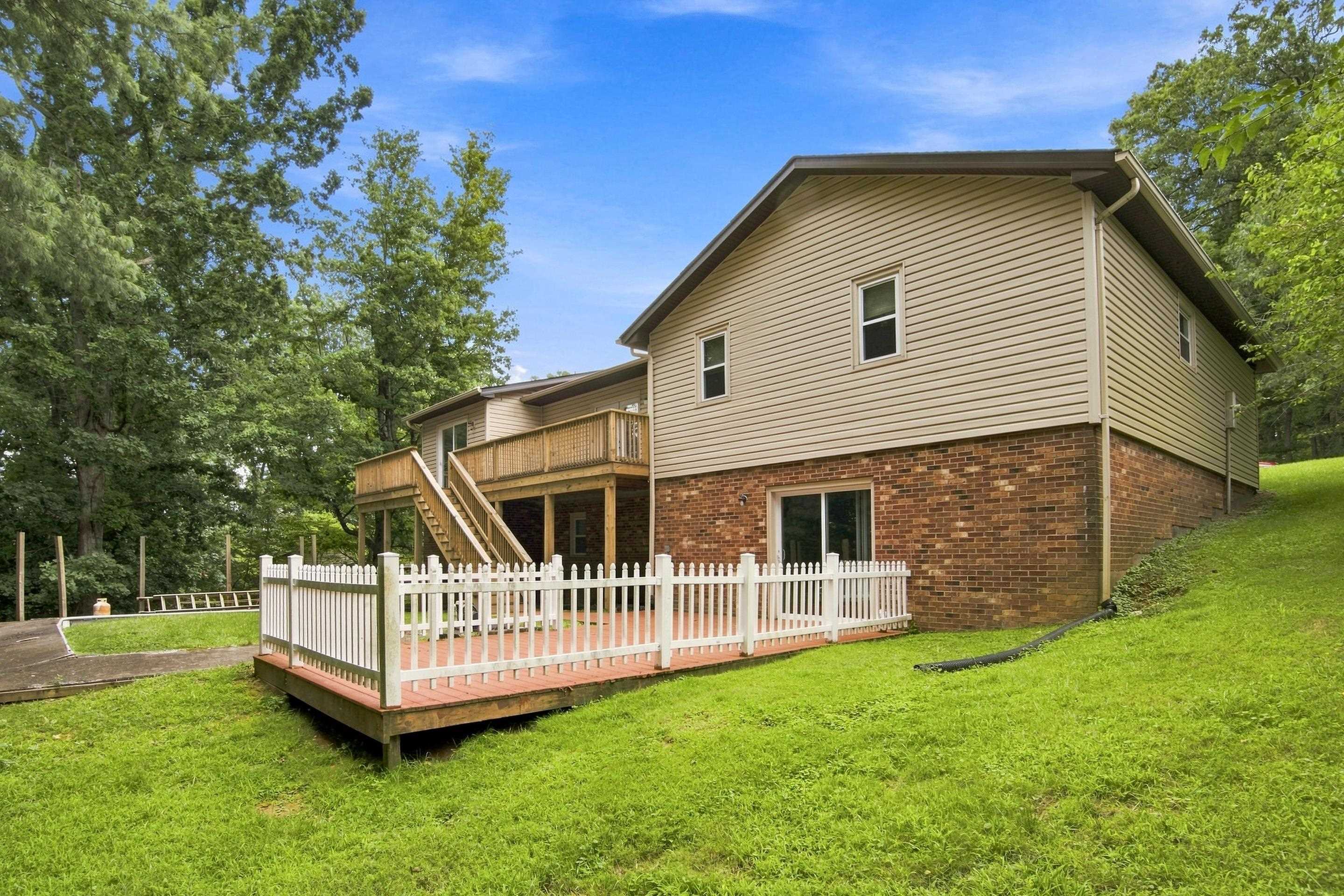 1220 Flint Drive Christiansburg VA 24073