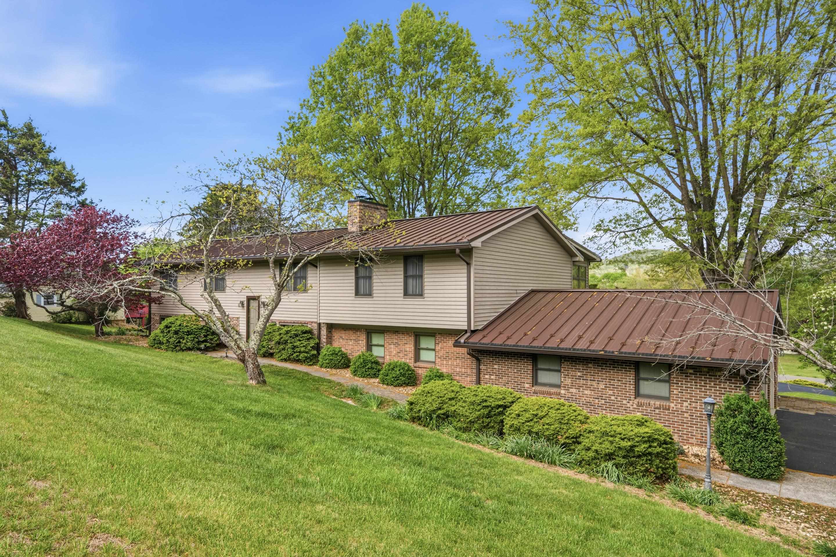 1721 Plank Drive Blacksburg VA 24060