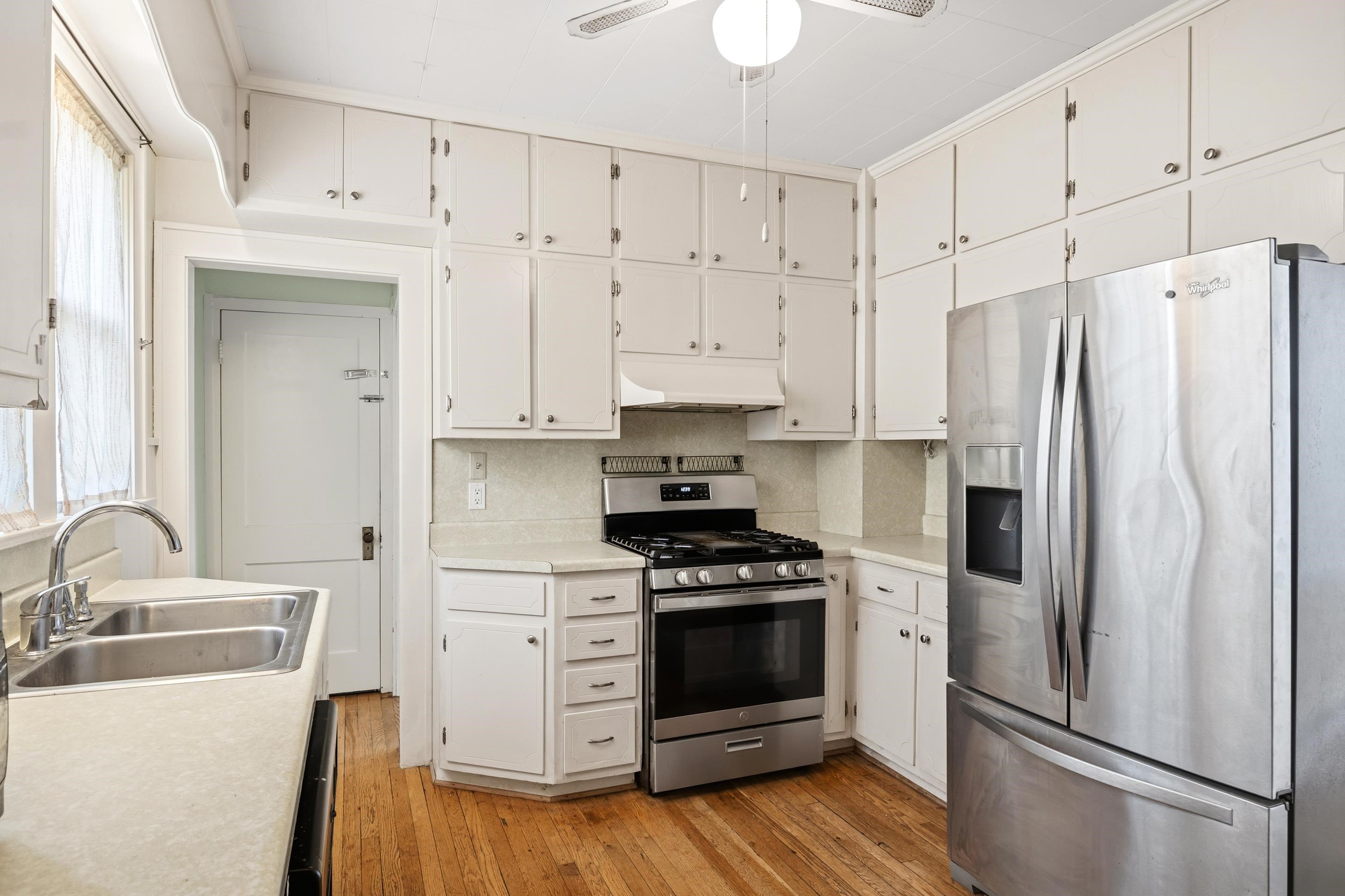 1717 Downey Street Radford VA 24141