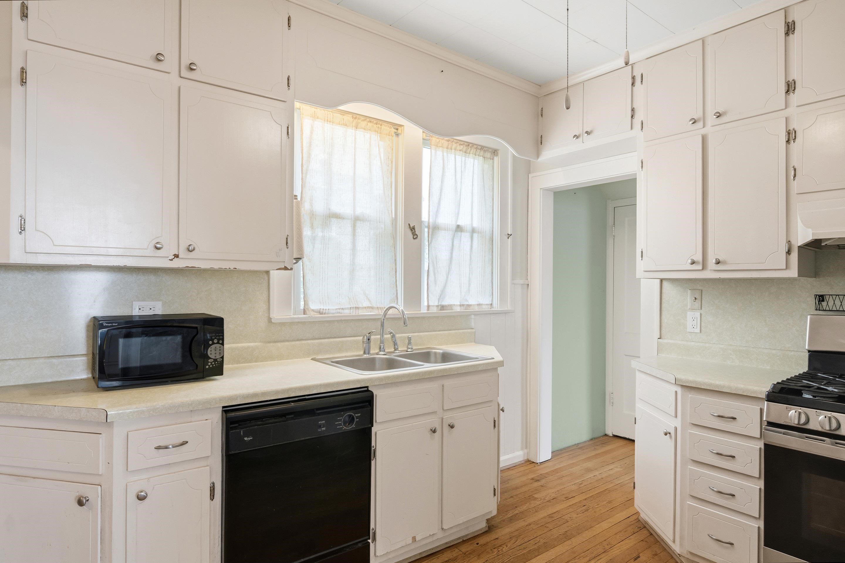 1717 Downey Street Radford VA 24141