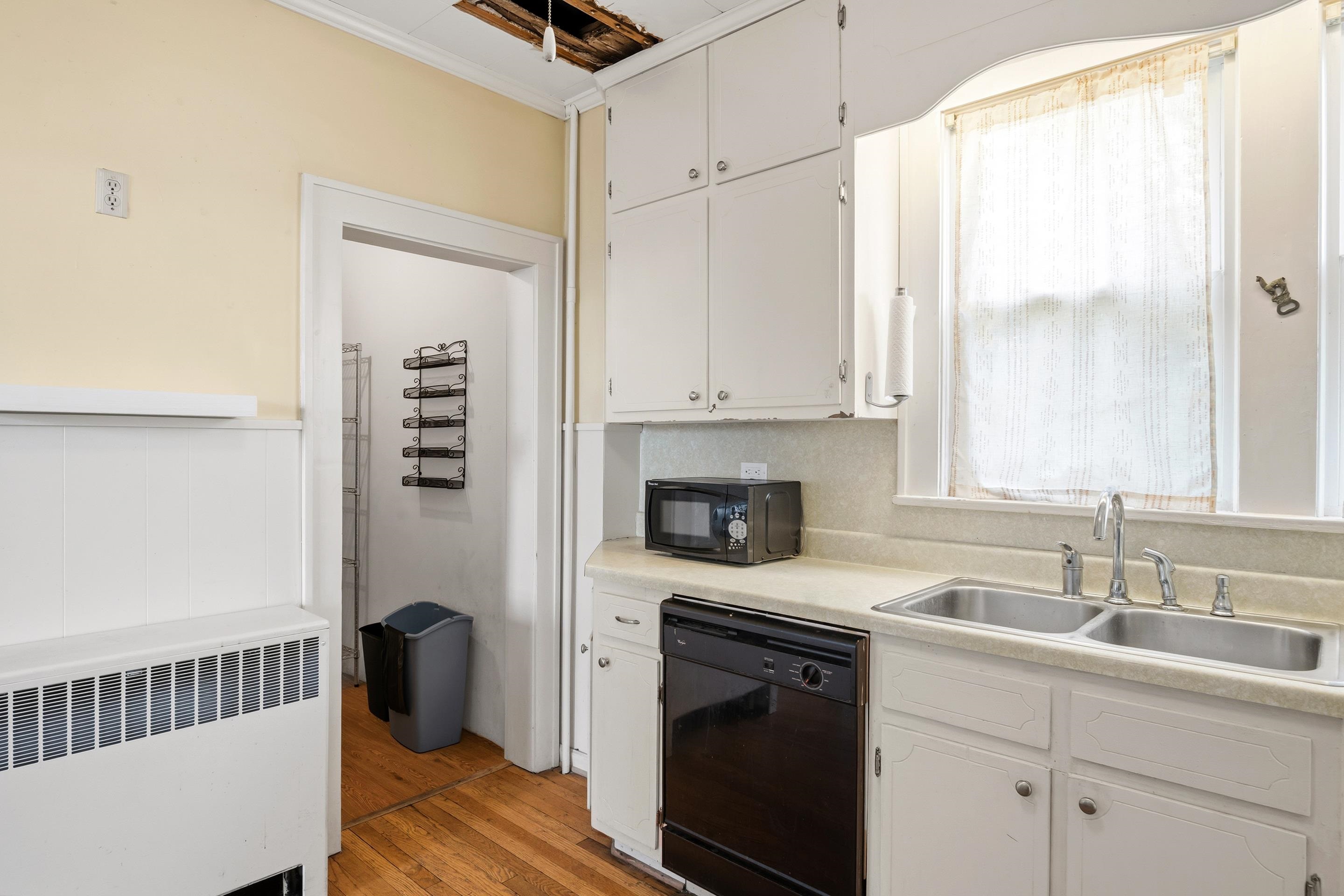 1717 Downey Street Radford VA 24141