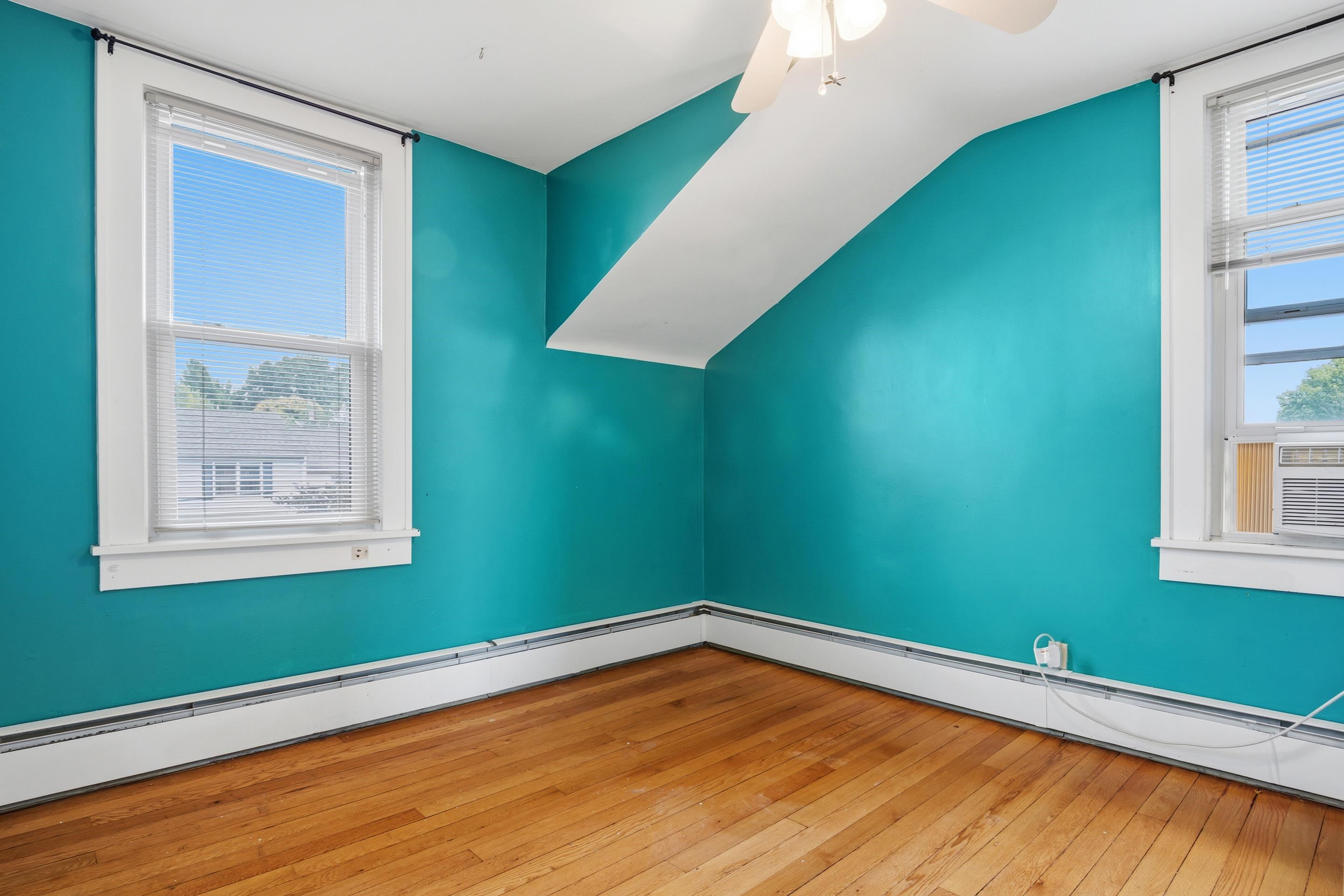 1717 Downey Street Radford VA 24141
