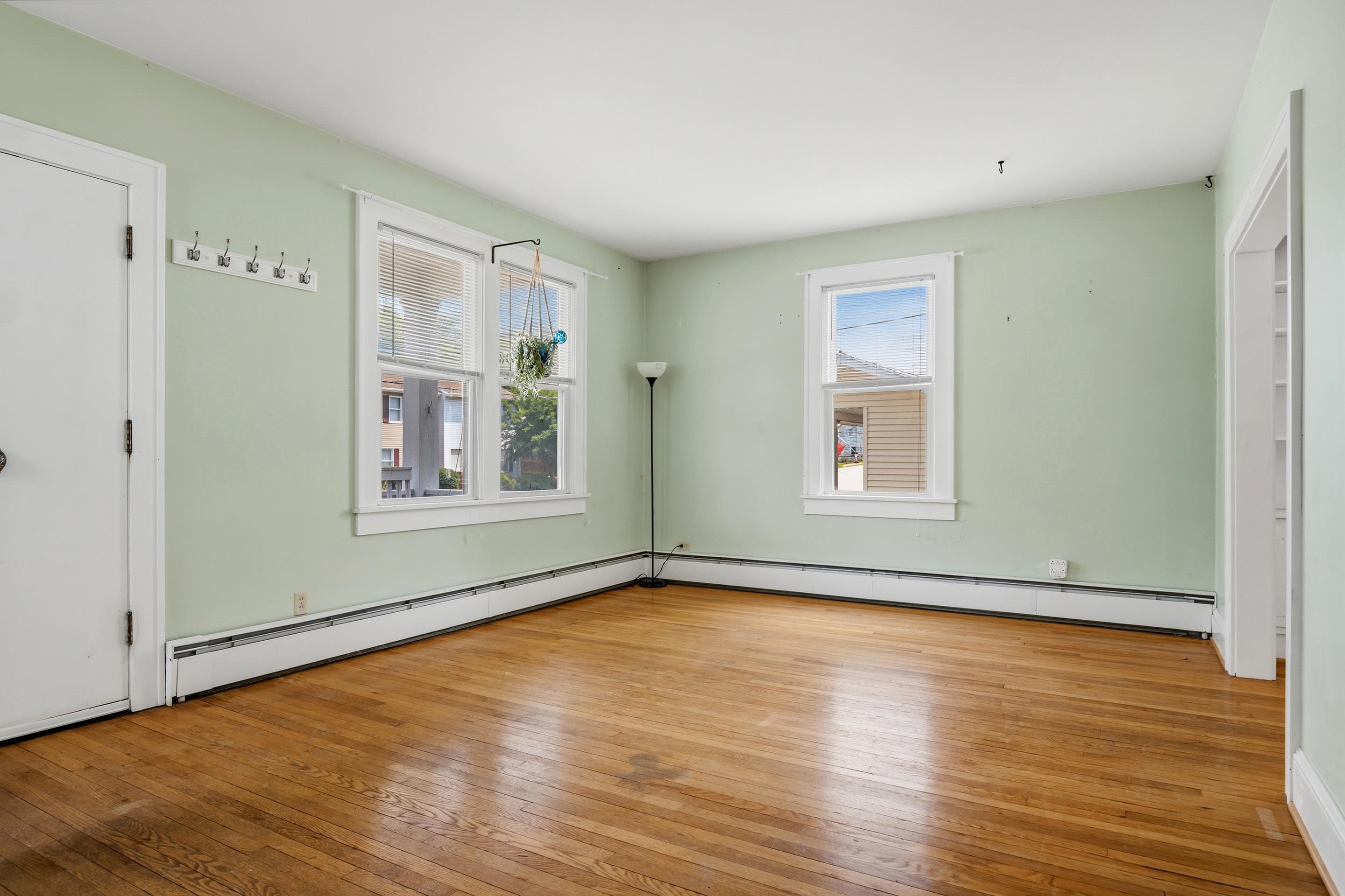 1717 Downey Street Radford VA 24141