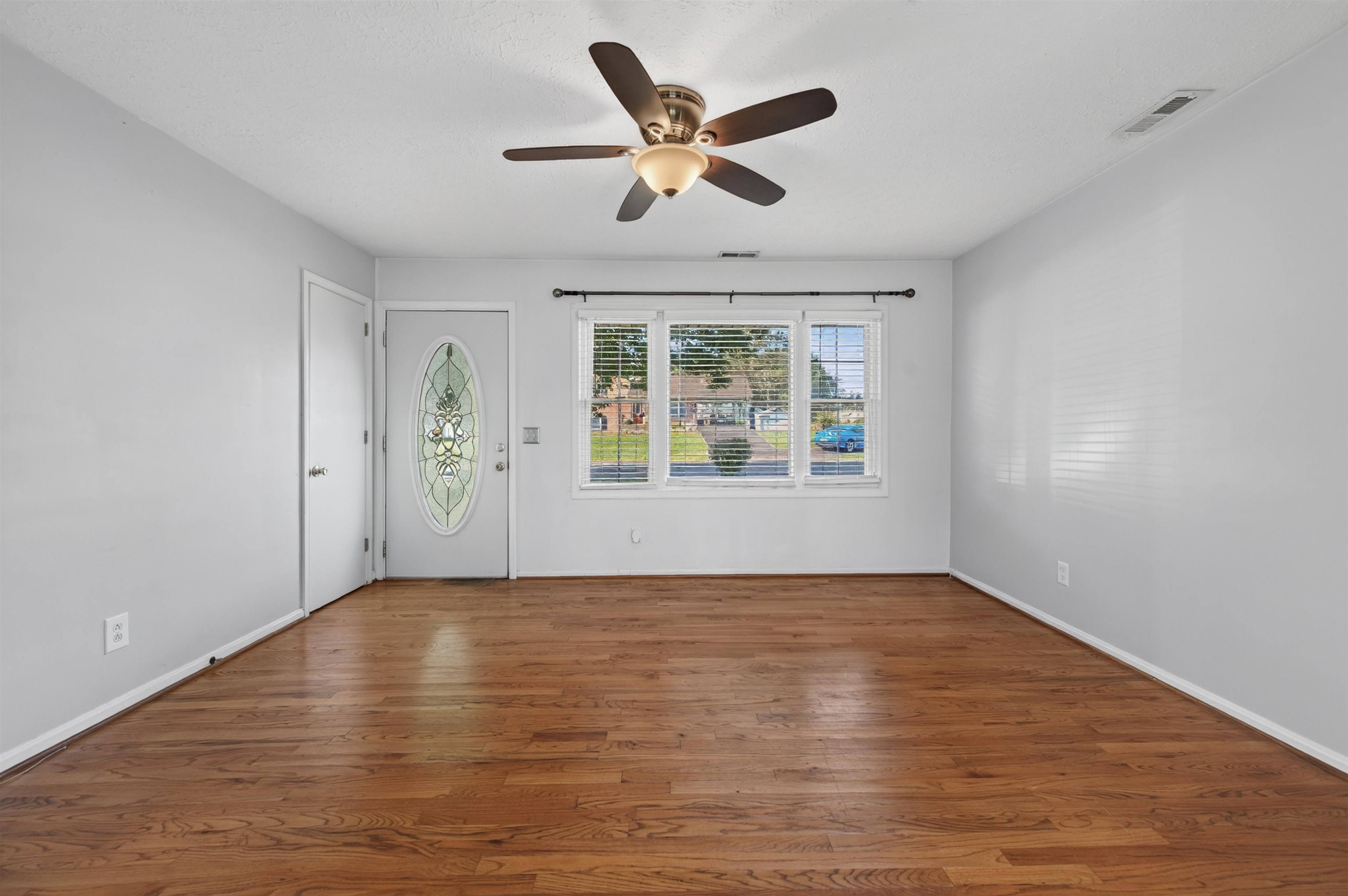 6902 Riverbend Drive Fairlawn VA 24141