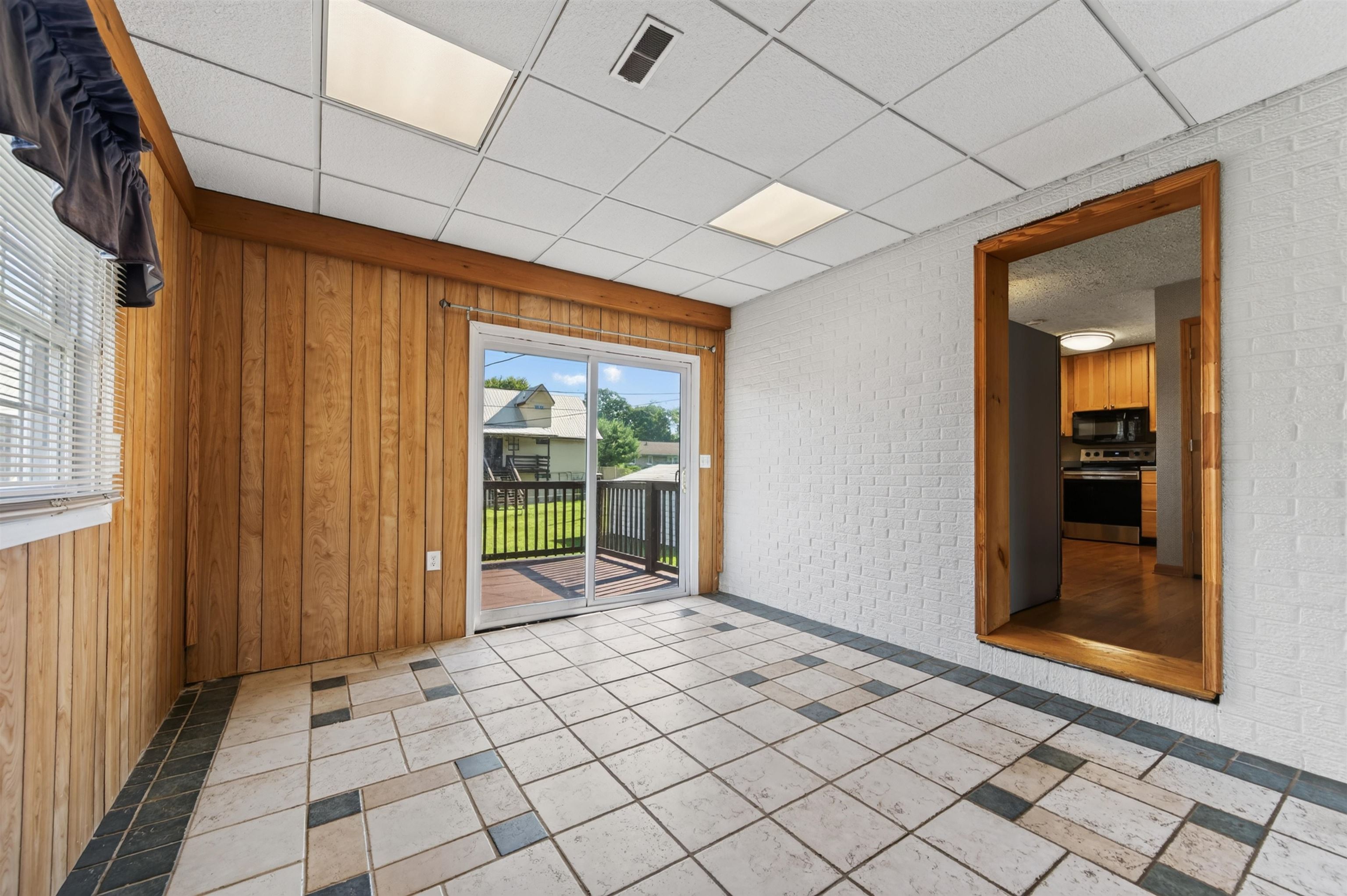 6902 Riverbend Drive Fairlawn VA 24141