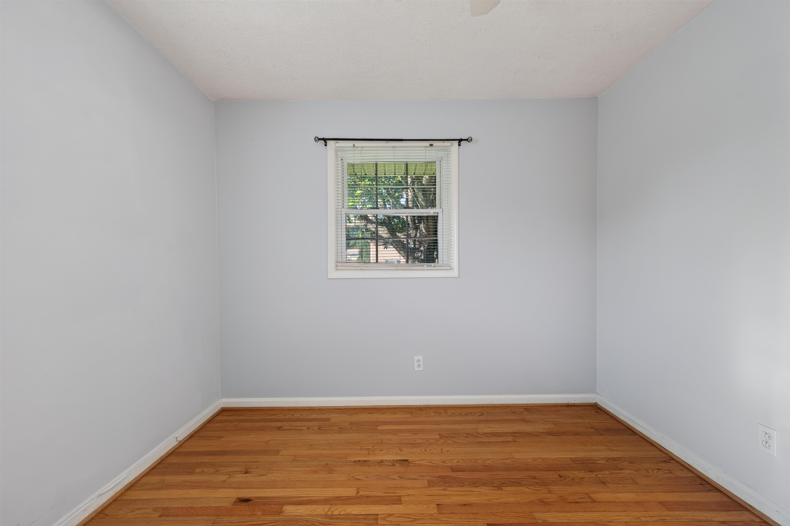 6902 Riverbend Drive Fairlawn VA 24141