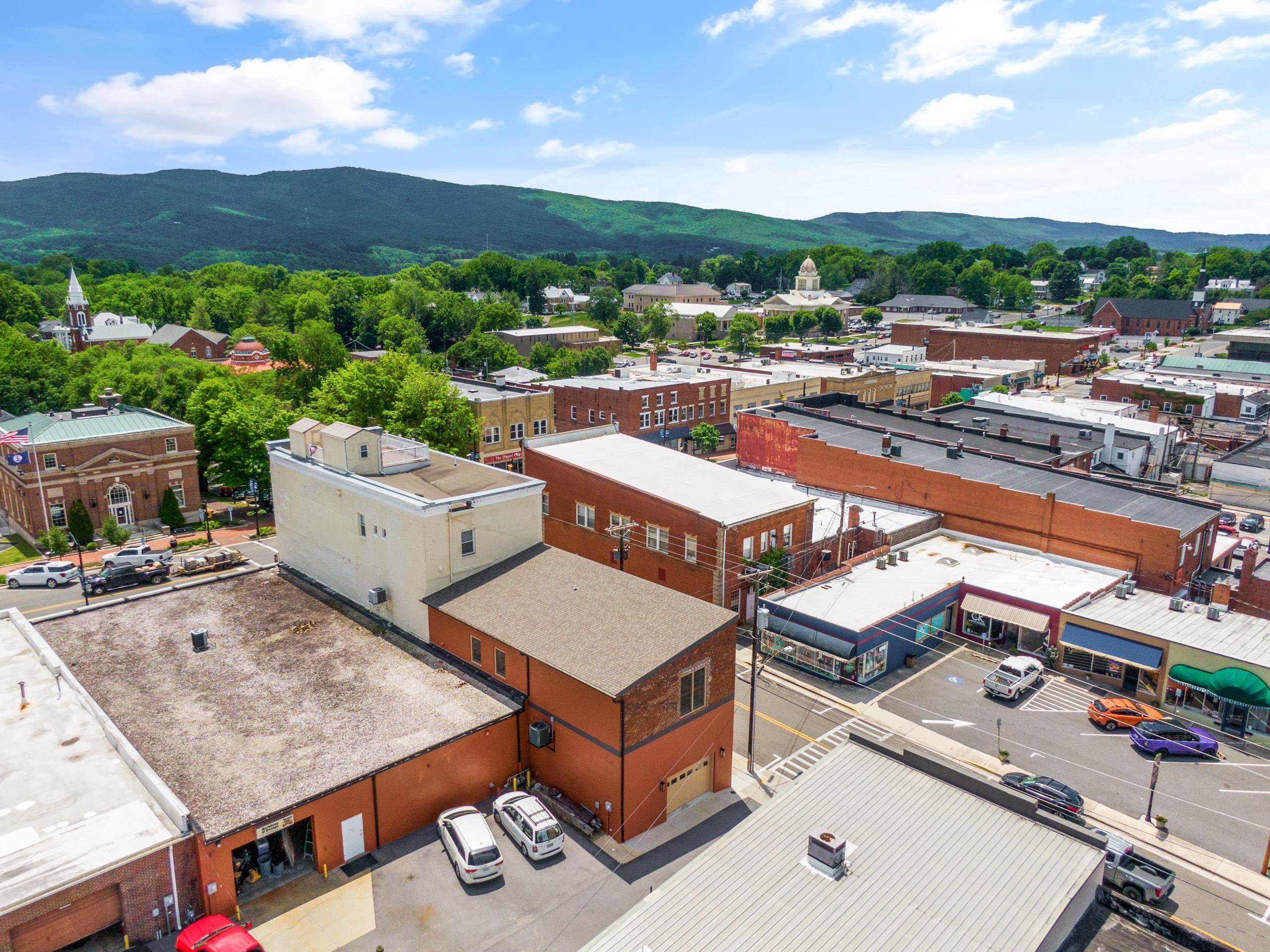 120 Tazewell Street Wytheville VA 24382