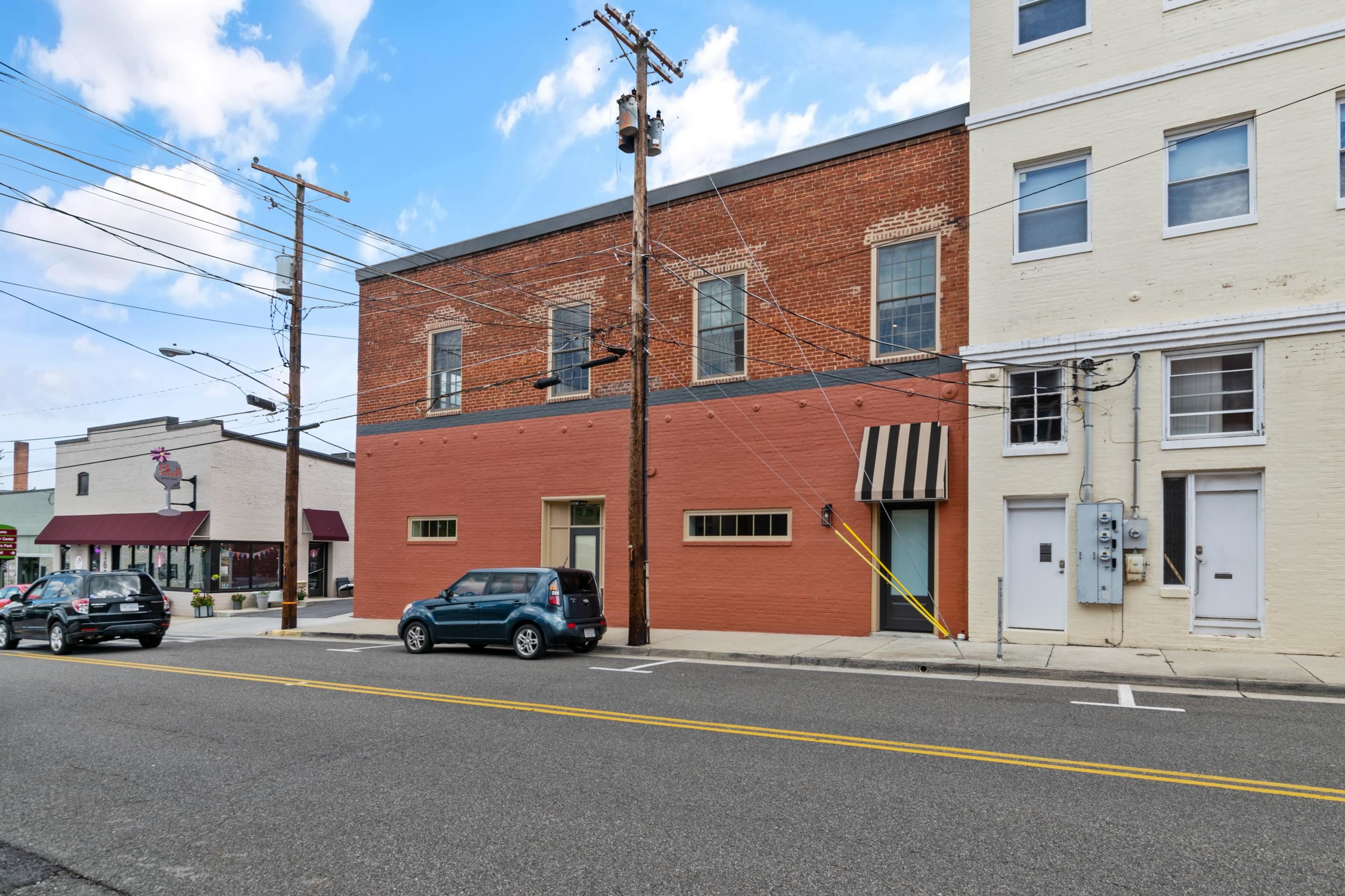 120 Tazewell Street Wytheville VA 24382