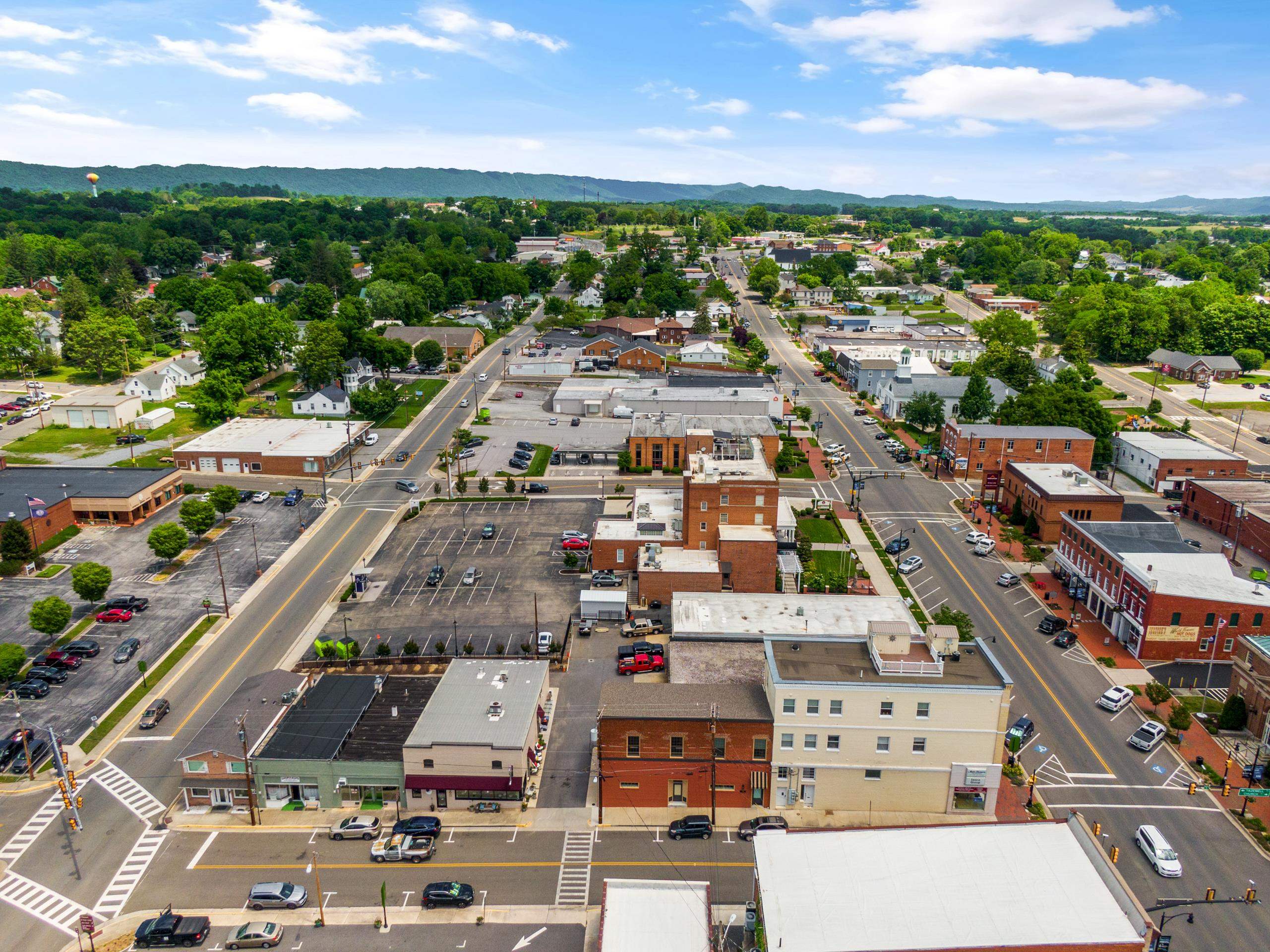 120 Tazewell Street Wytheville VA 24382