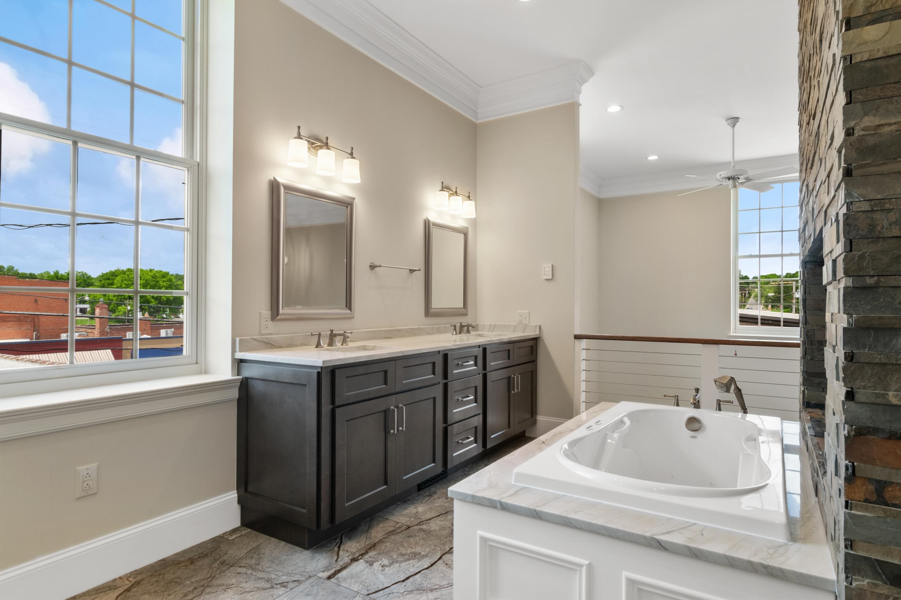 120 Tazewell Street Wytheville VA 24382