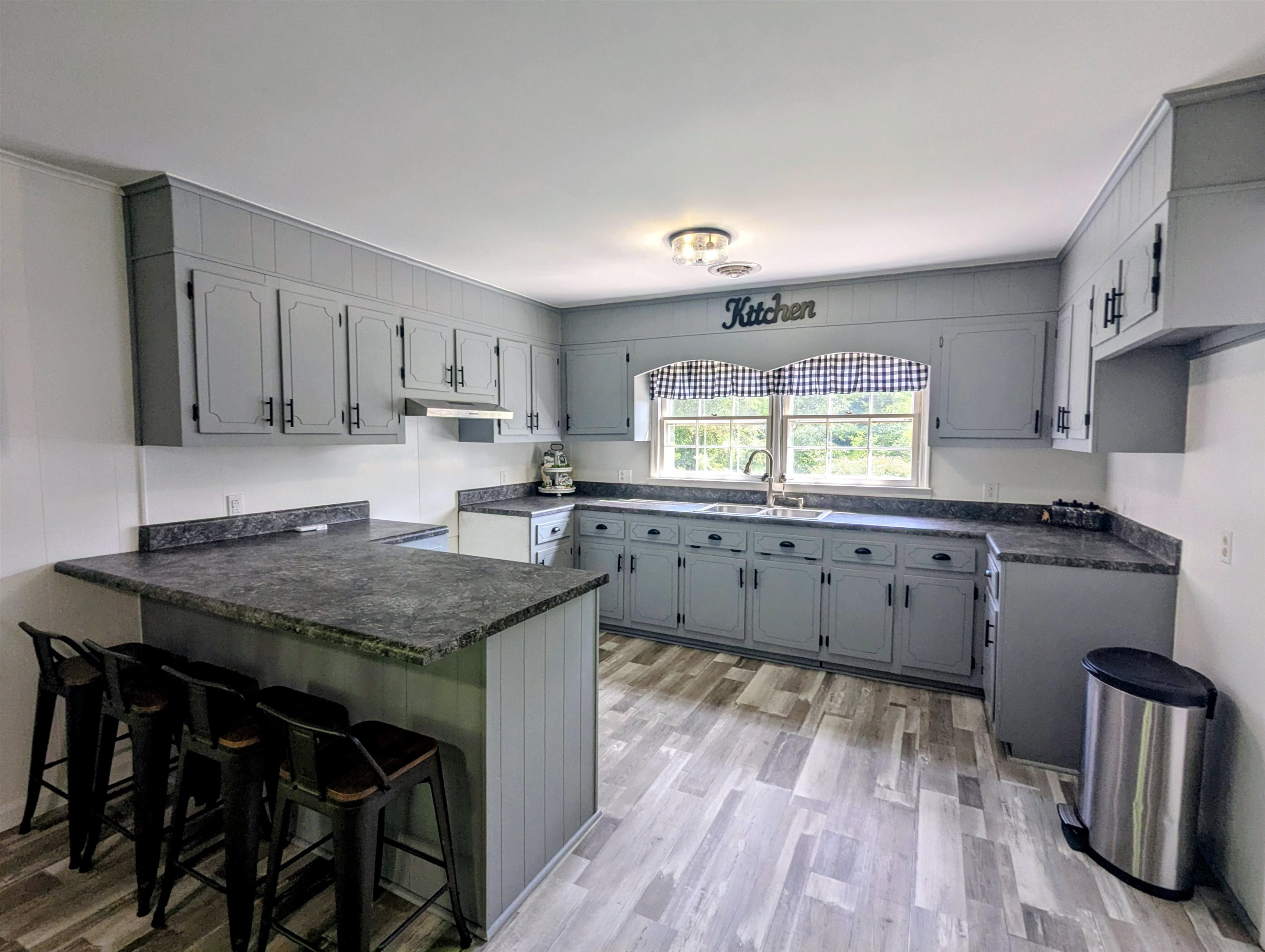 633 Parkway Lane S Floyd VA 24091