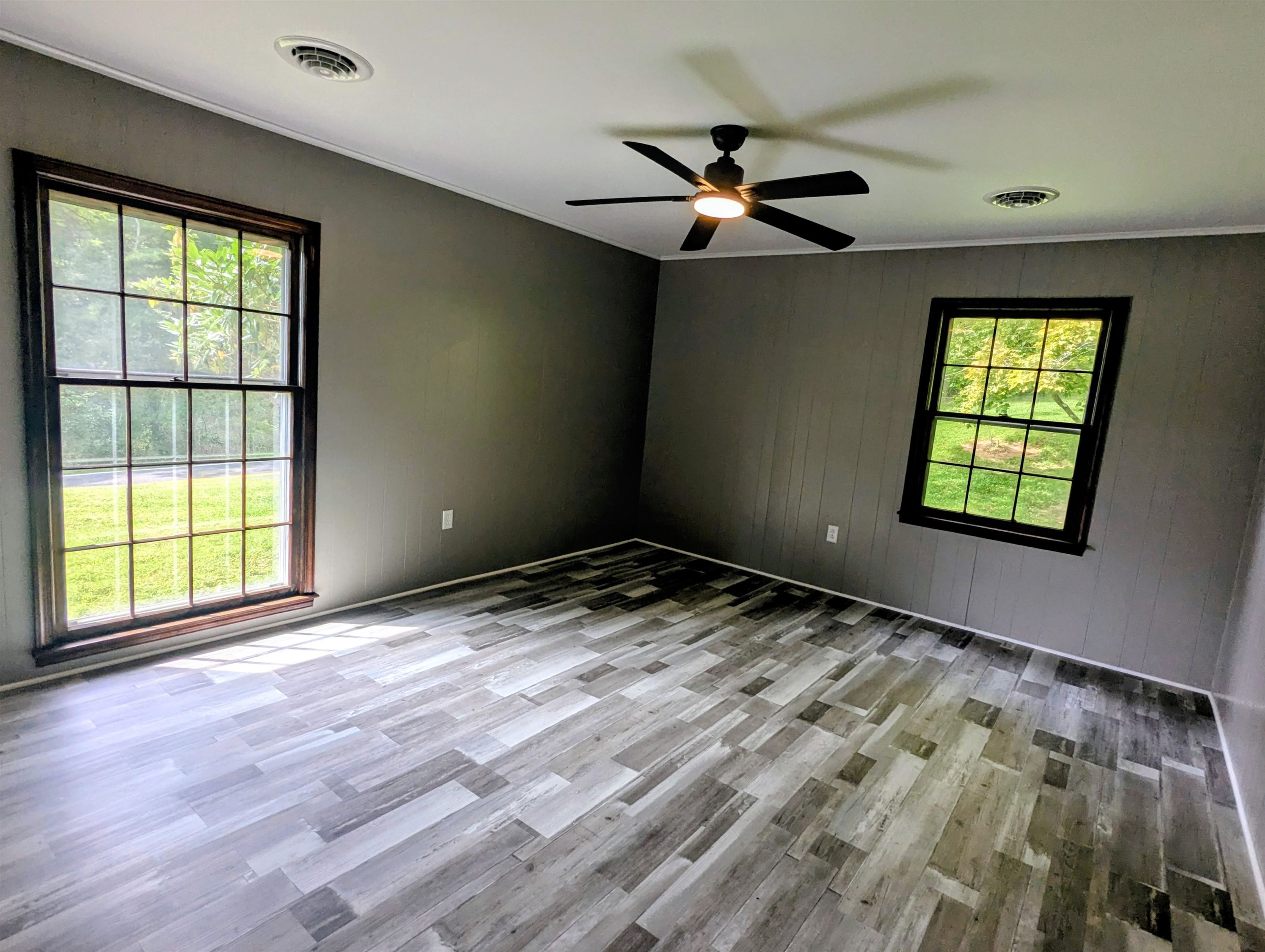 633 Parkway Lane S Floyd VA 24091