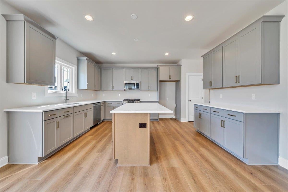 1960 Kyles Way Blacksburg VA 24060