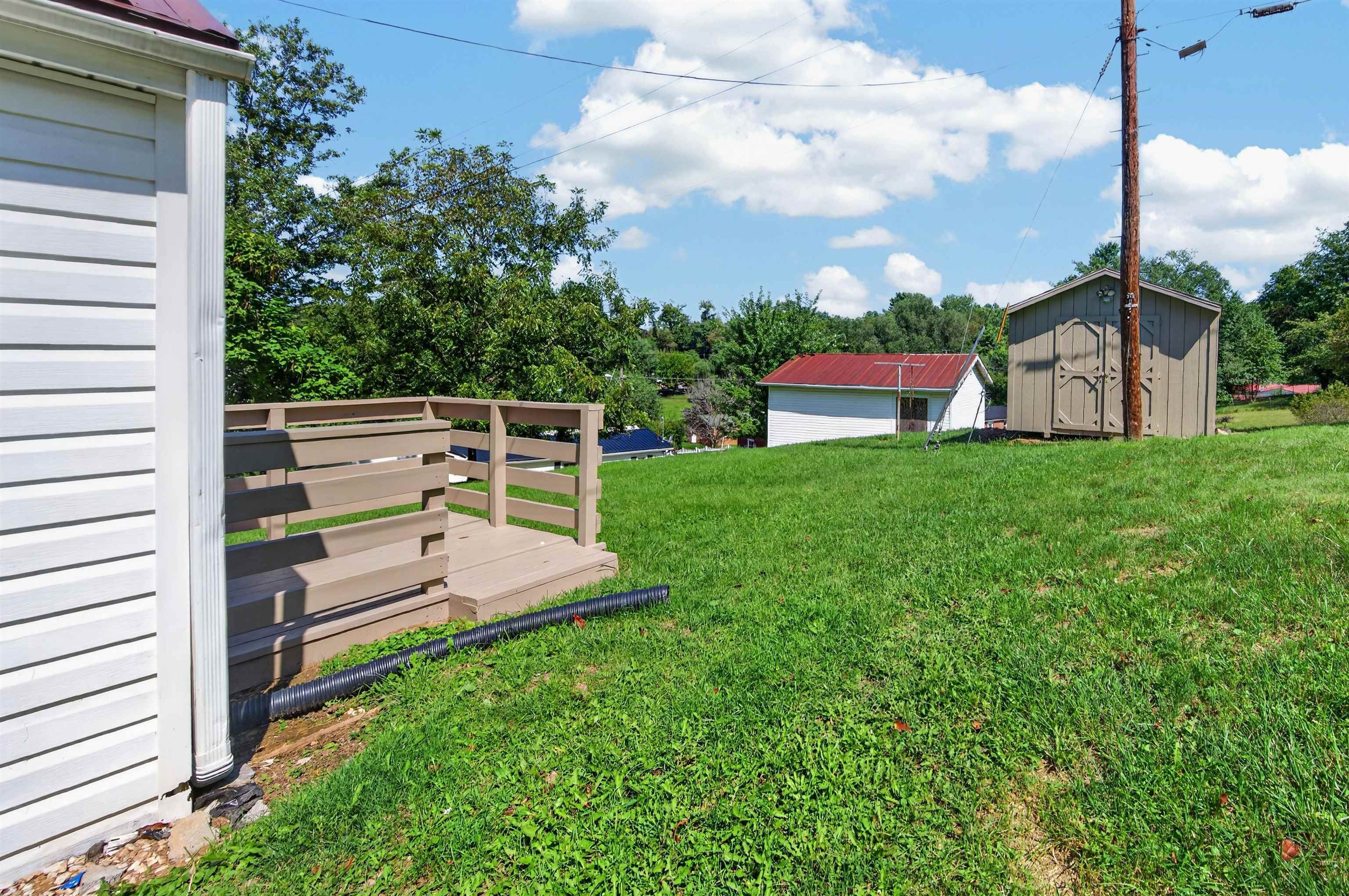 713 Elizabeth Street Pulaski VA 24301